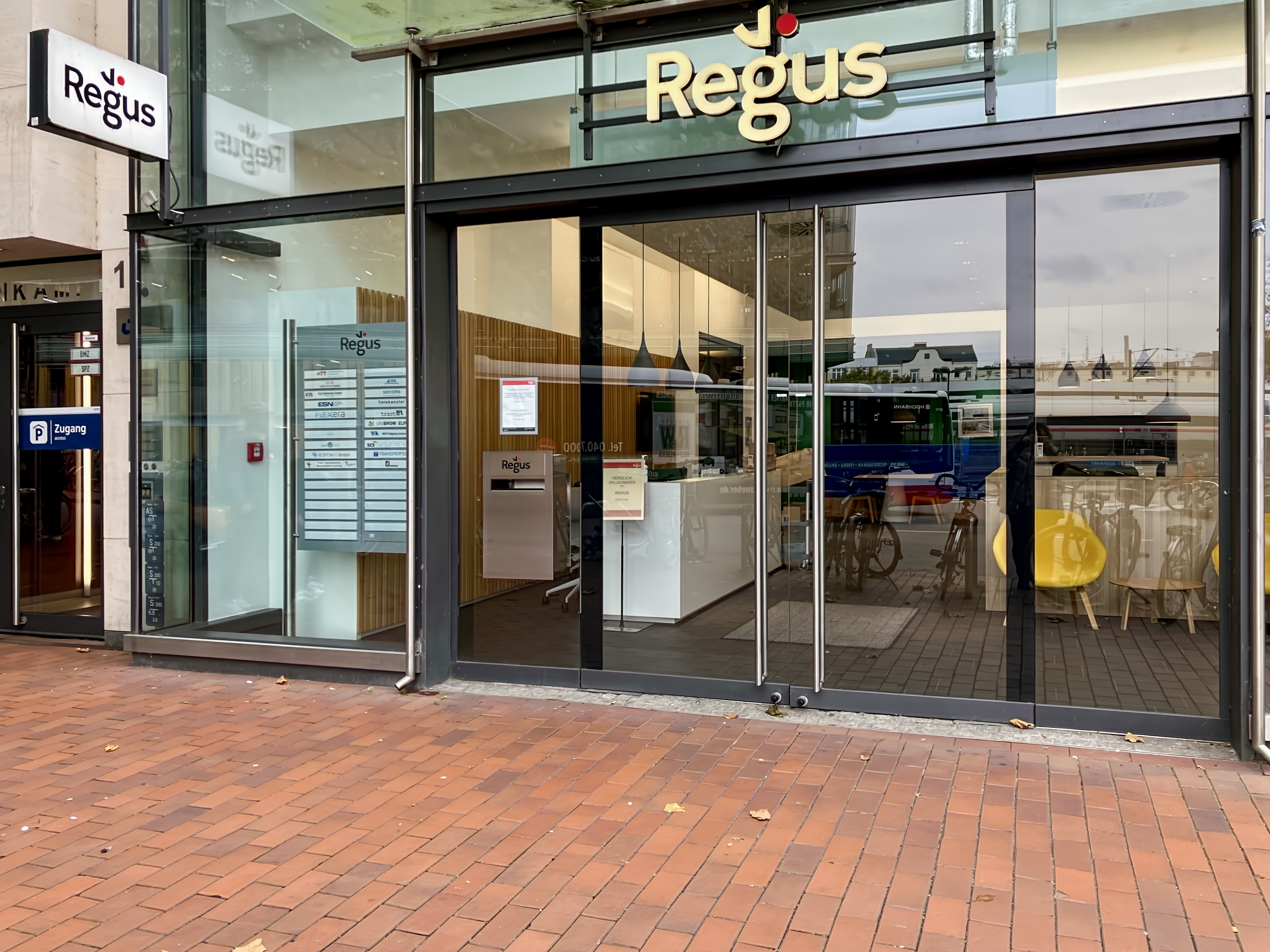 Coworking Spaces - Hamburg-Stadt (Hamburg, Freie und Hansestadt) - Meetings, Arbeit und Zusammenarbeit in unseren professionellen Business Center in Altona