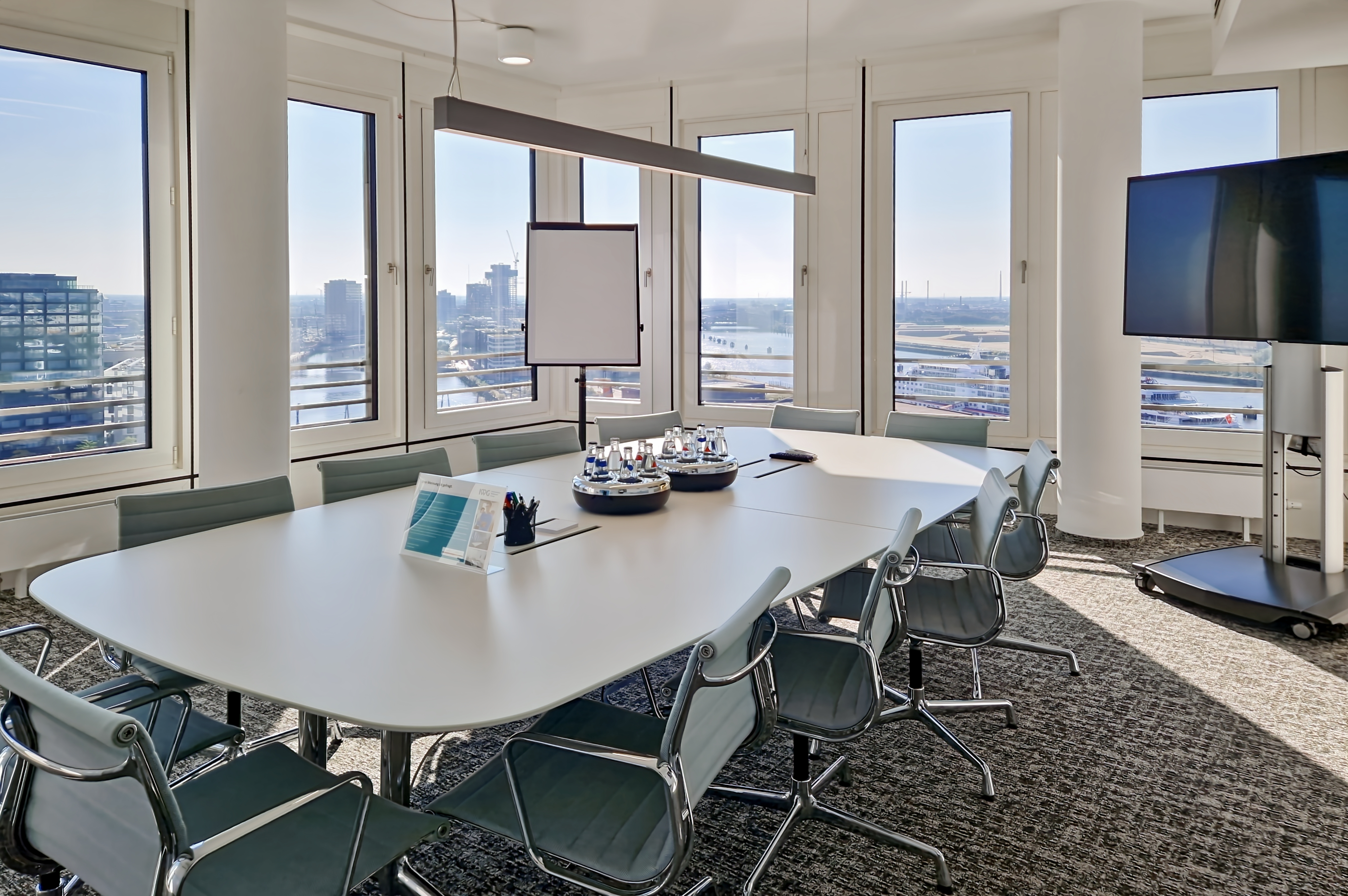 Coworking Spaces - Hamburg-Stadt (Hamburg, Freie und Hansestadt) - All-inclusive-Zugang zu [Arbeitsplätzen, virtuellen Büros und Besprechungsräumen] in Hamburg, SIGNATURE HafenCity