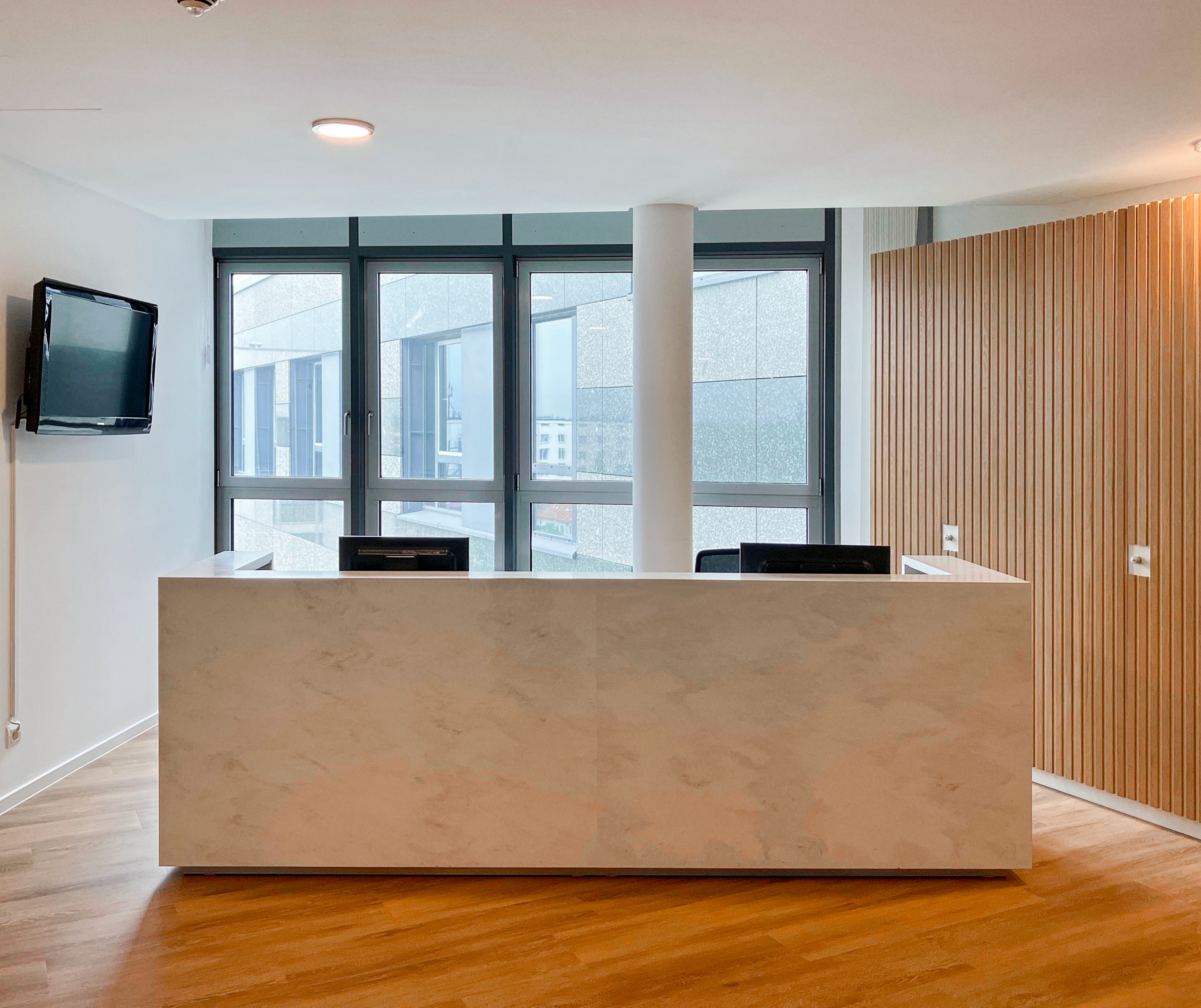 Coworking Space: Meetings, Arbeit und Zusammenarbeit in unseren professionellen Business Center in HQ Podbi