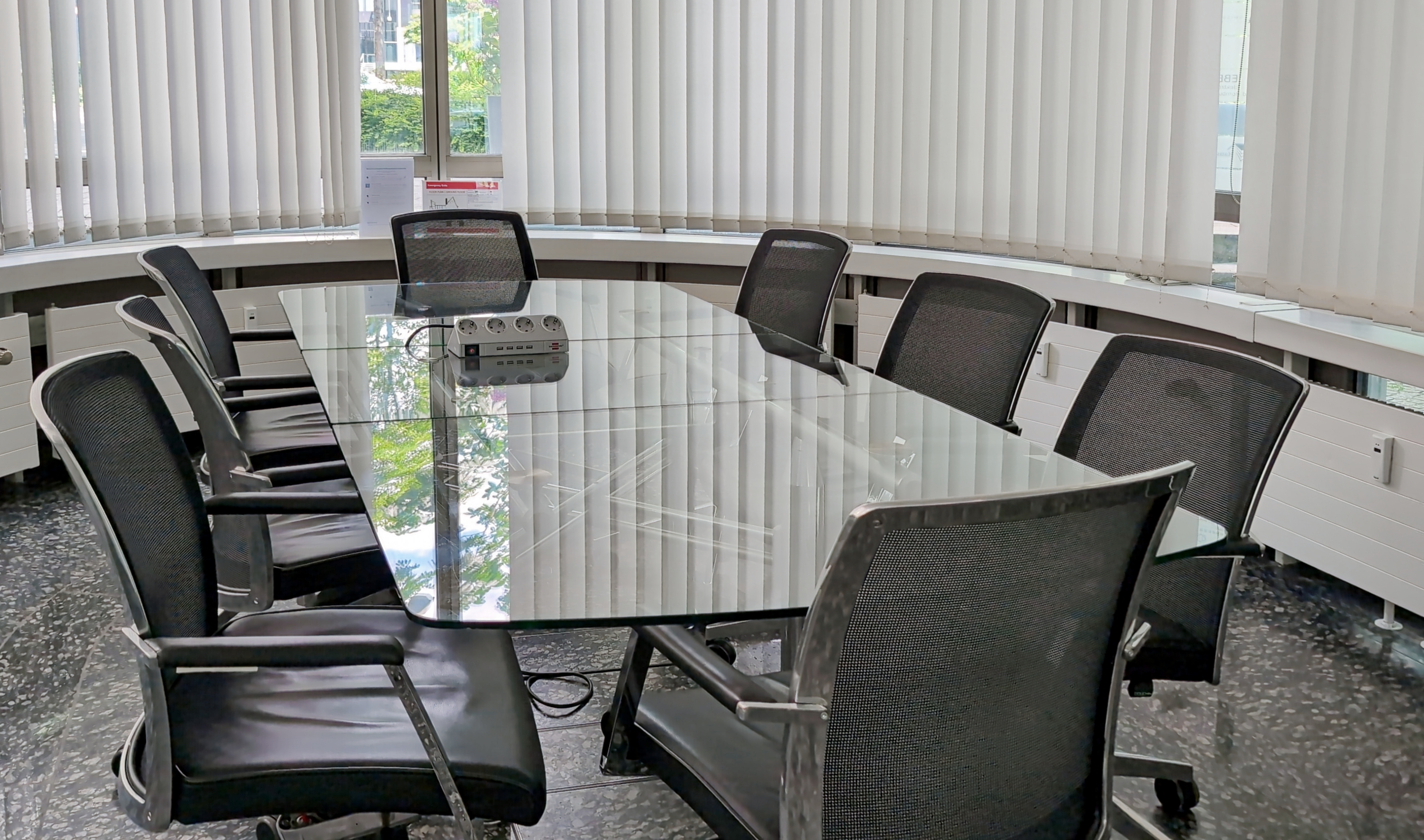 Coworking Space: Arbeitsplätze, Services und Support unterstützen Sie bei der Arbeit in HQ Bockenheimer Landstrasse