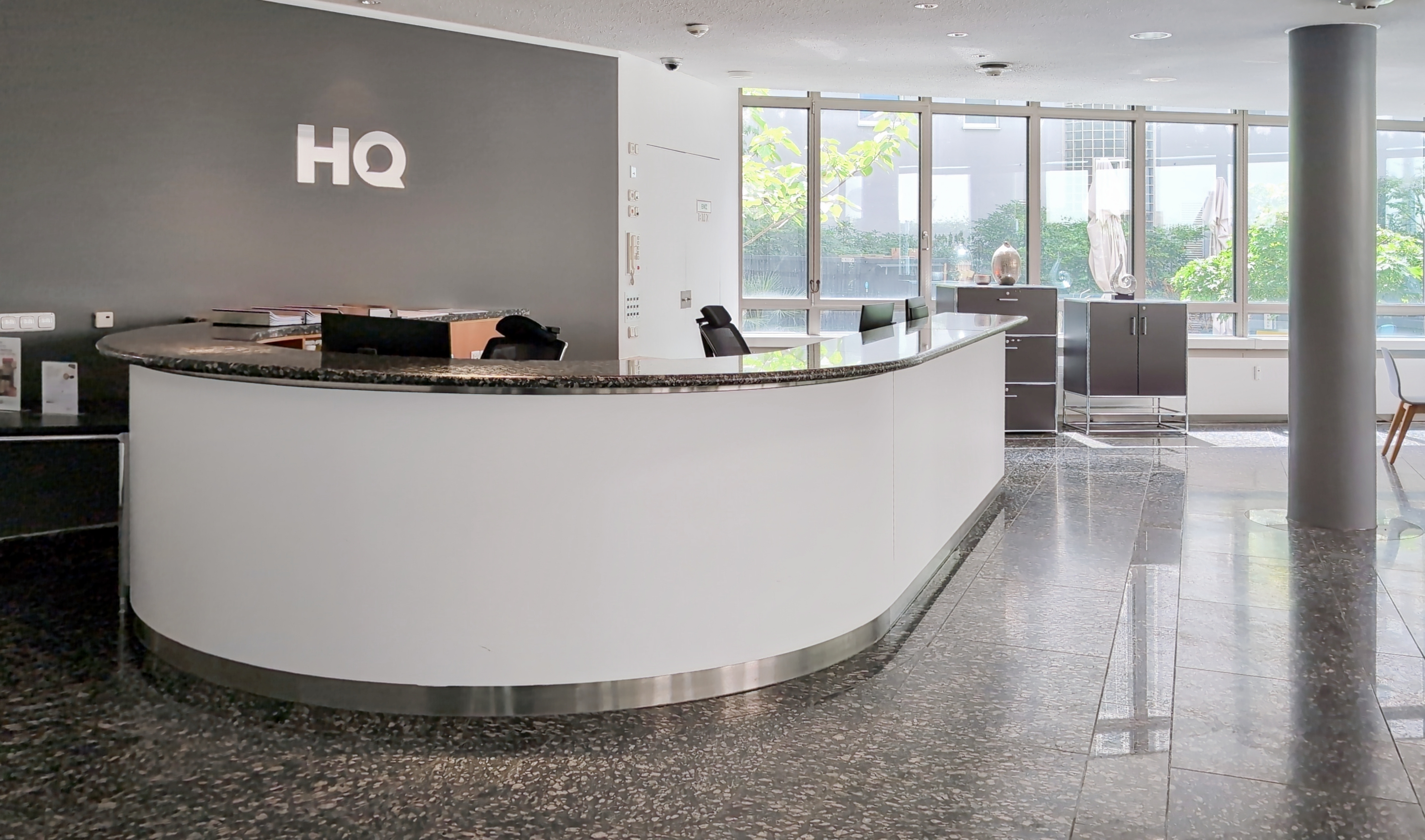 Coworking Space: Arbeitsplätze, Services und Support unterstützen Sie bei der Arbeit in HQ Bockenheimer Landstrasse