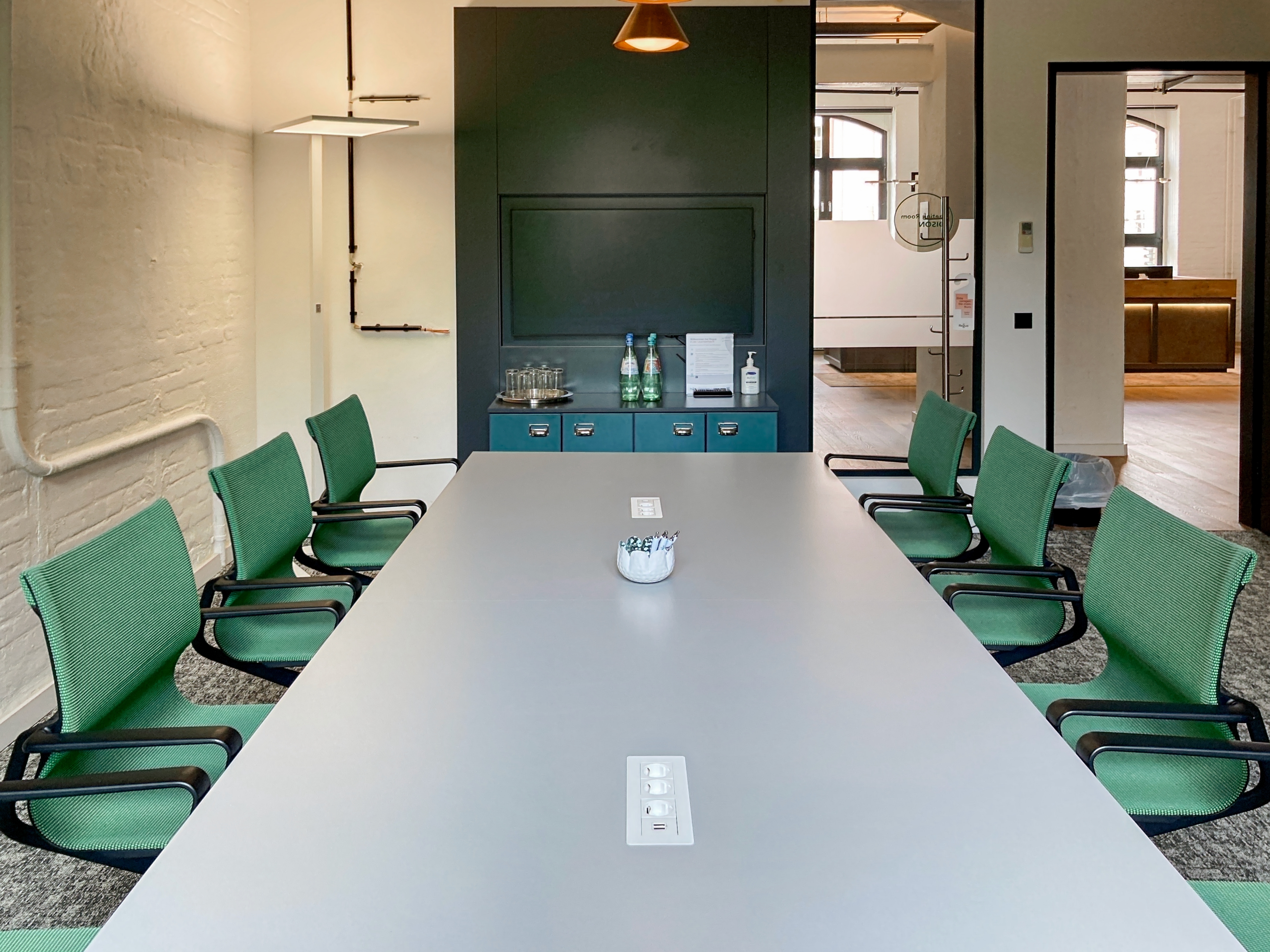 Coworking spaces - Berlin - Entdecken Sie die vielen Möglichkeiten, um in Regus Leuchtenfabrik auf Ihre Art zu arbeiten