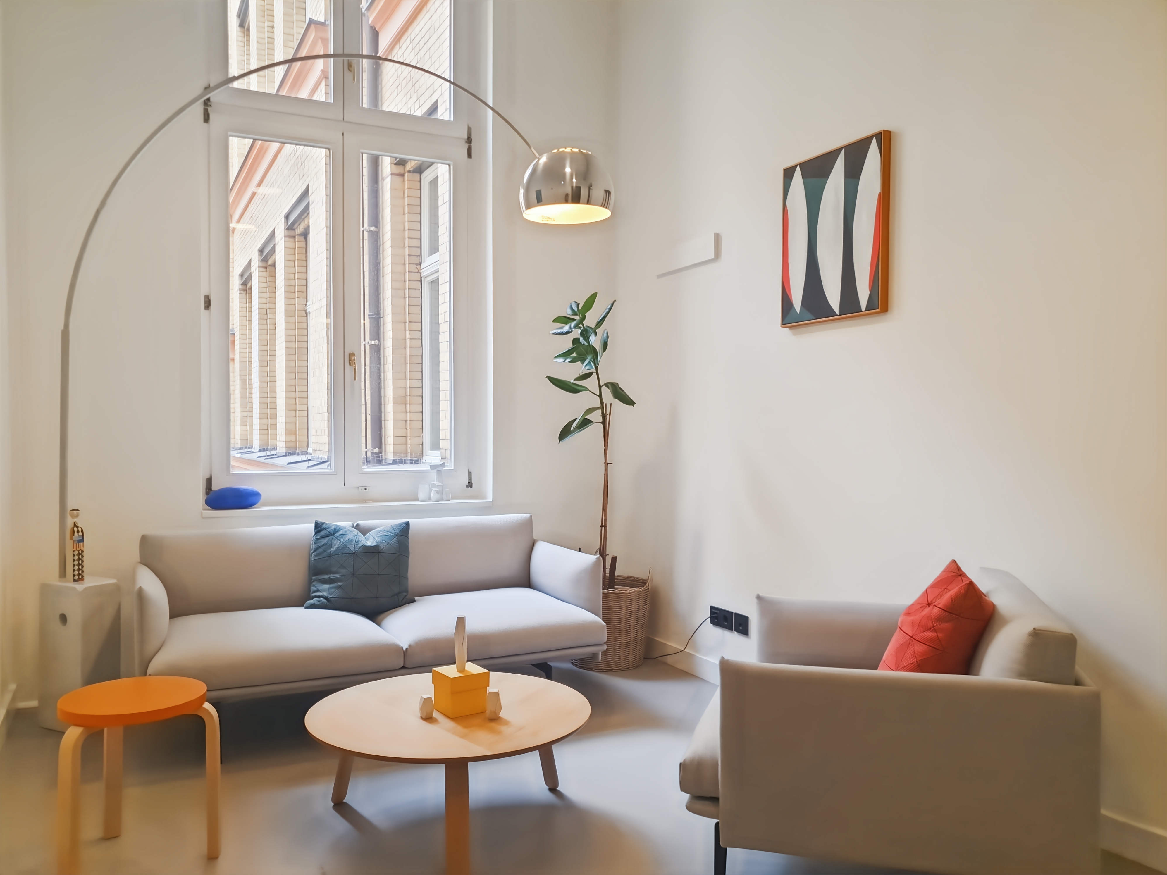 Coworking Space: All-inclusive-Zugang zu [Arbeitsplätzen, virtuellen Büros und Besprechungsräumen] in Spaces Gendarmenmarkt