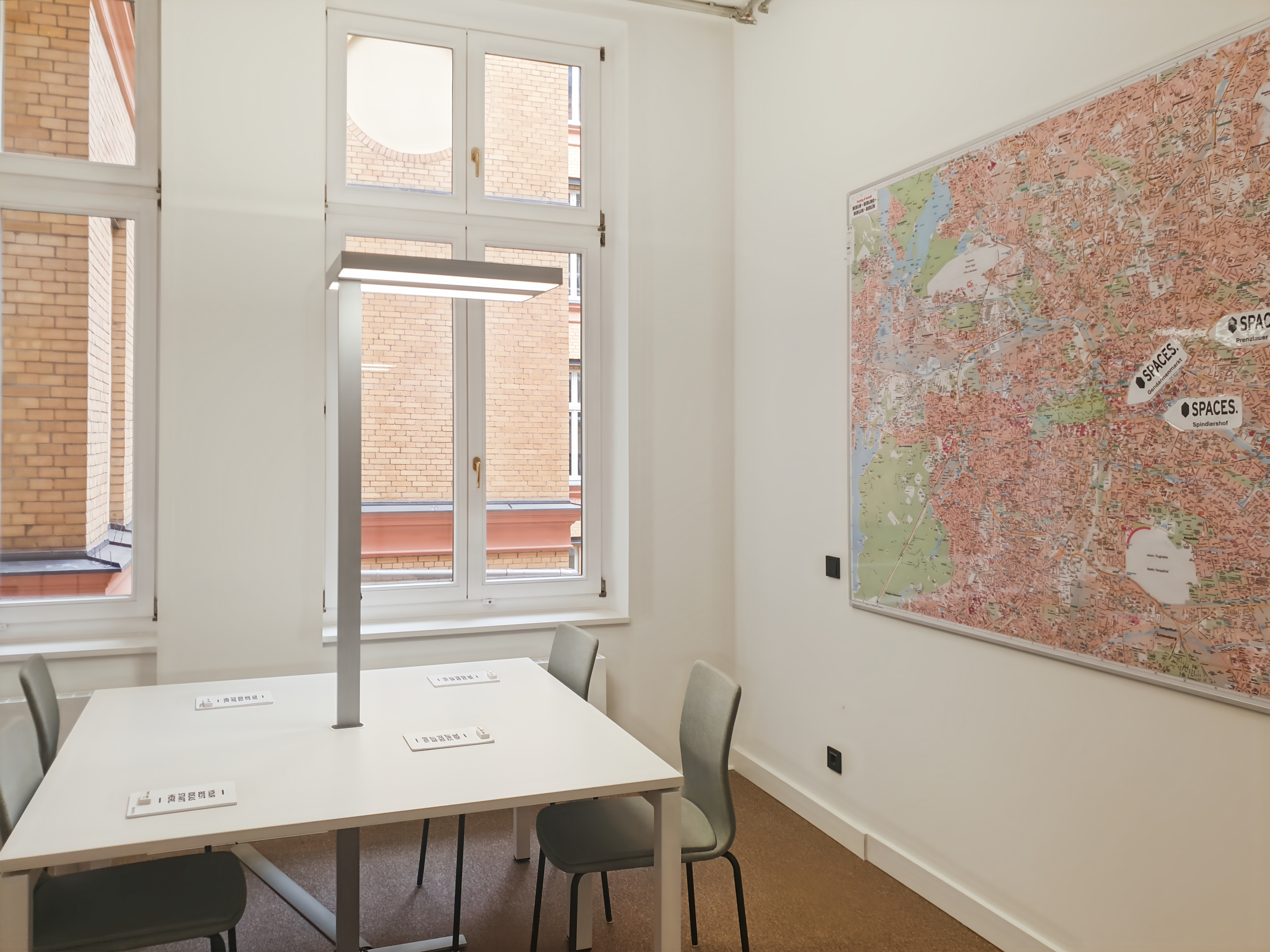 Coworking Space: All-inclusive-Zugang zu [Arbeitsplätzen, virtuellen Büros und Besprechungsräumen] in Spaces Gendarmenmarkt