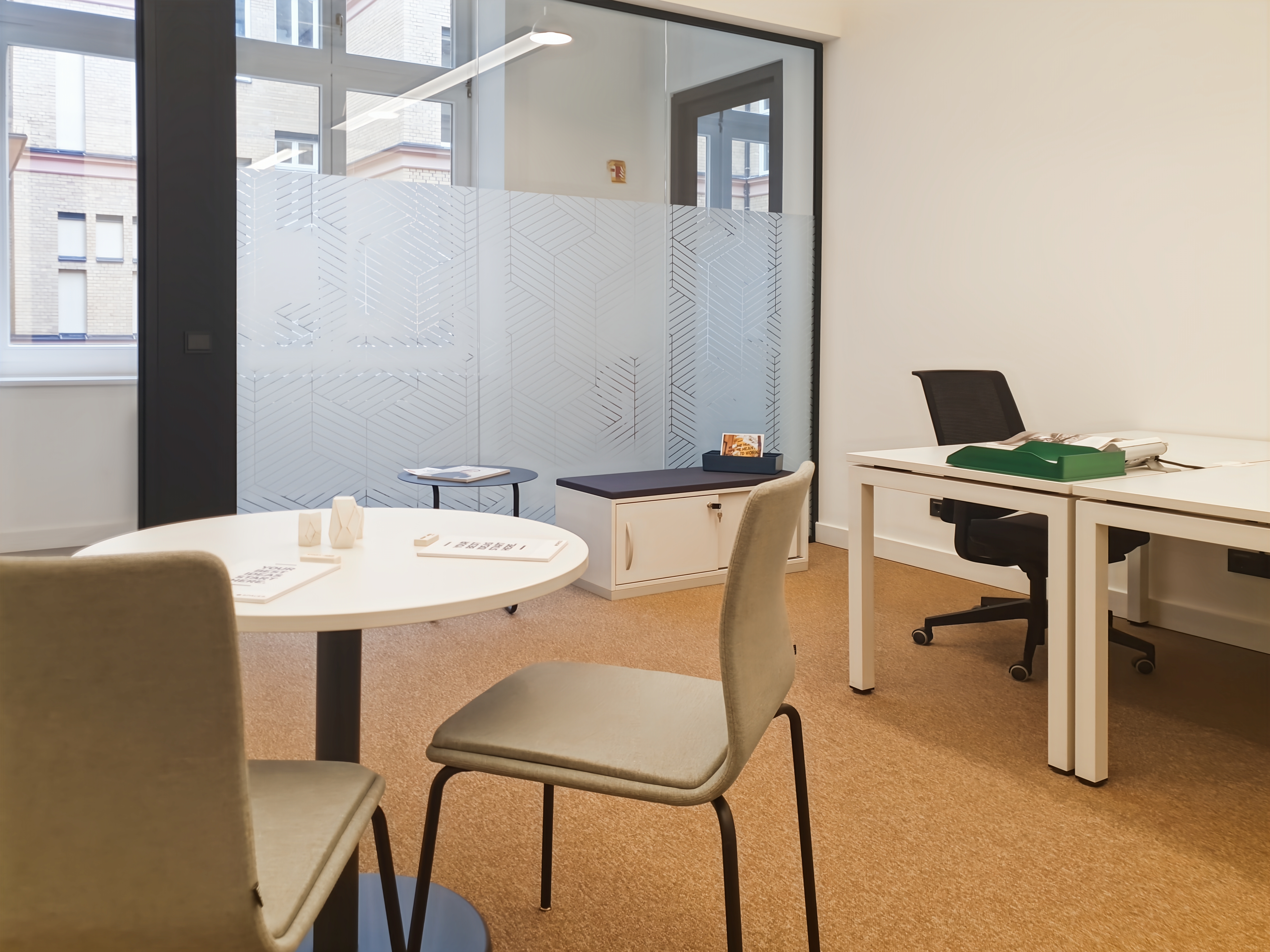 Coworking Space: All-inclusive-Zugang zu [Arbeitsplätzen, virtuellen Büros und Besprechungsräumen] in Spaces Gendarmenmarkt