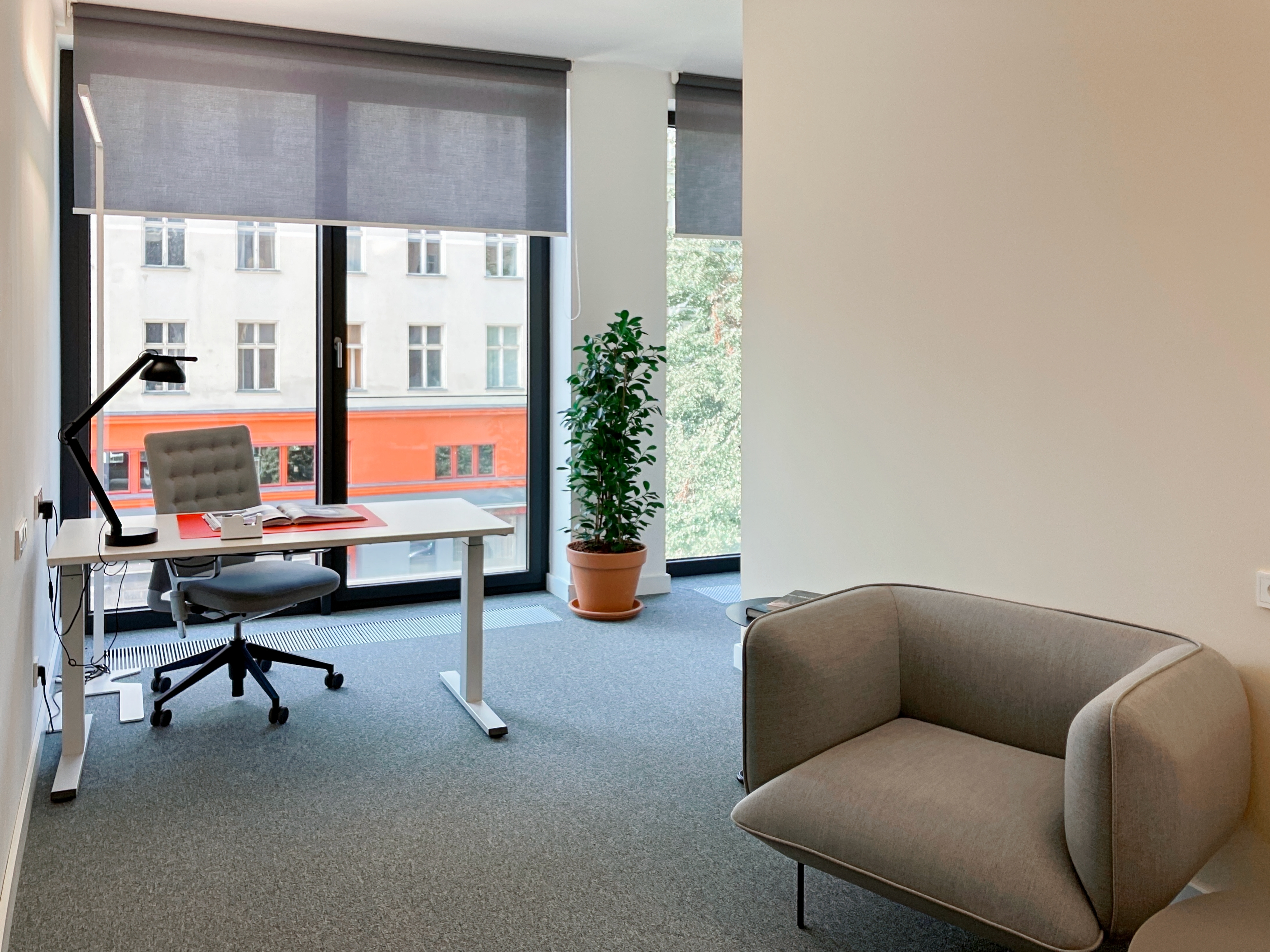 Coworking Space: All-inclusive-Zugang zu [Arbeitsplätzen, virtuellen Büros und Besprechungsräumen] in Spaces Prenzlauer Berg