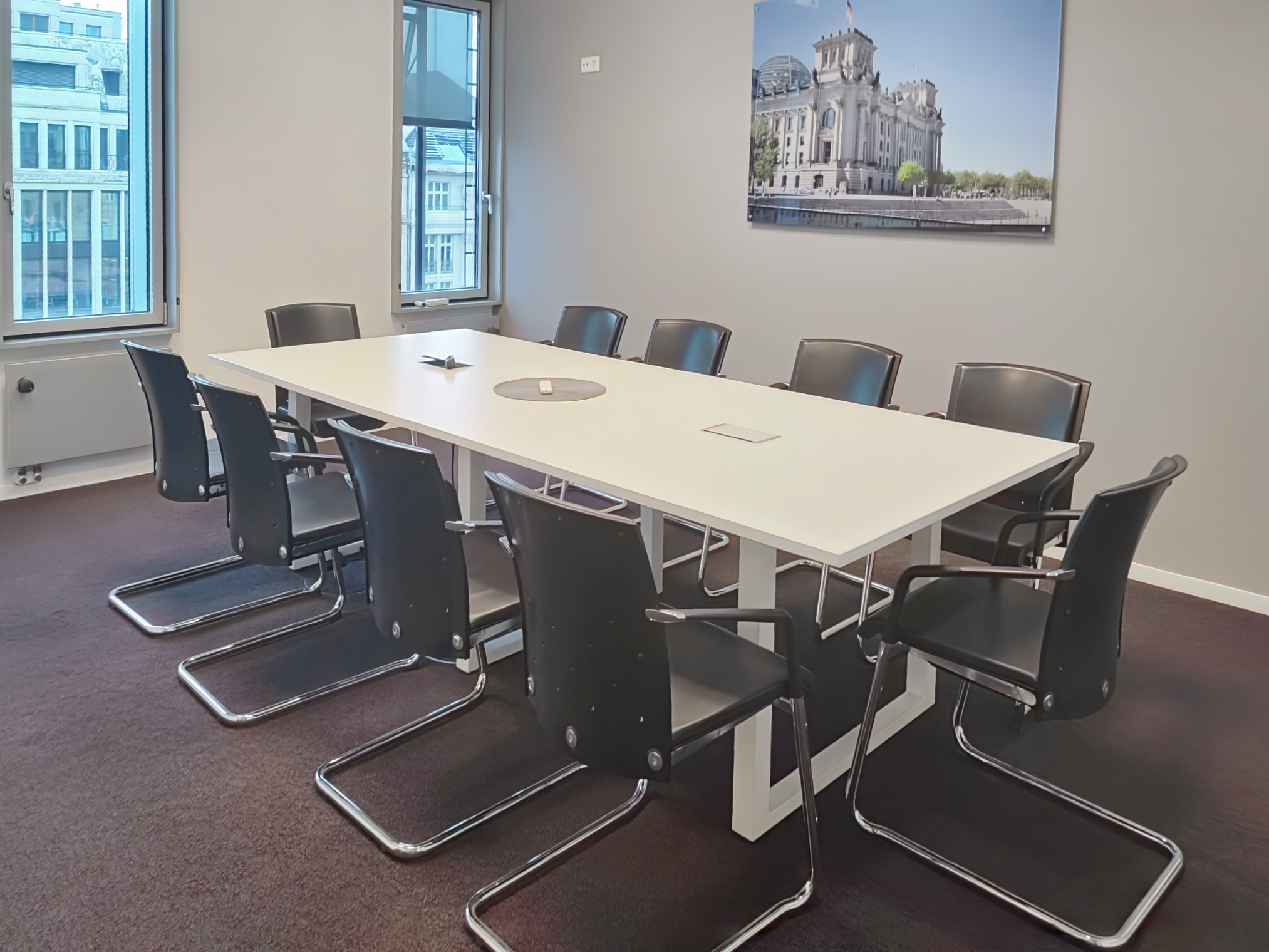 Coworking Spaces - Berlin-Stadt - All-inclusive-Zugang zu [Arbeitsplätzen, virtuellen Büros und Besprechungsräumen] in Regus Unter den Linden 21