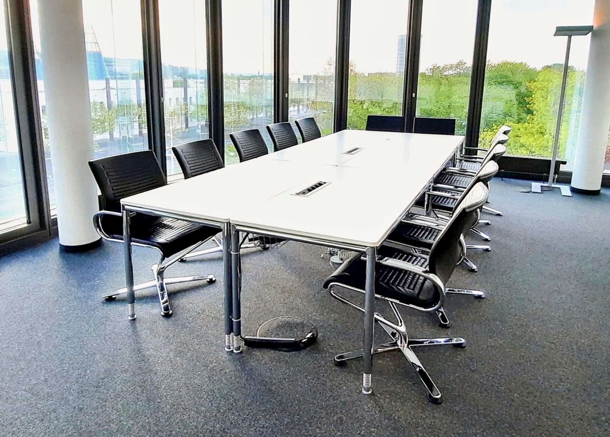 Coworking Spaces - Köln, Bonn, Eifel ... - All-inclusive-Zugang zu [Arbeitsplätzen, virtuellen Büros und Besprechungsräumen] in Regus FGS Campus