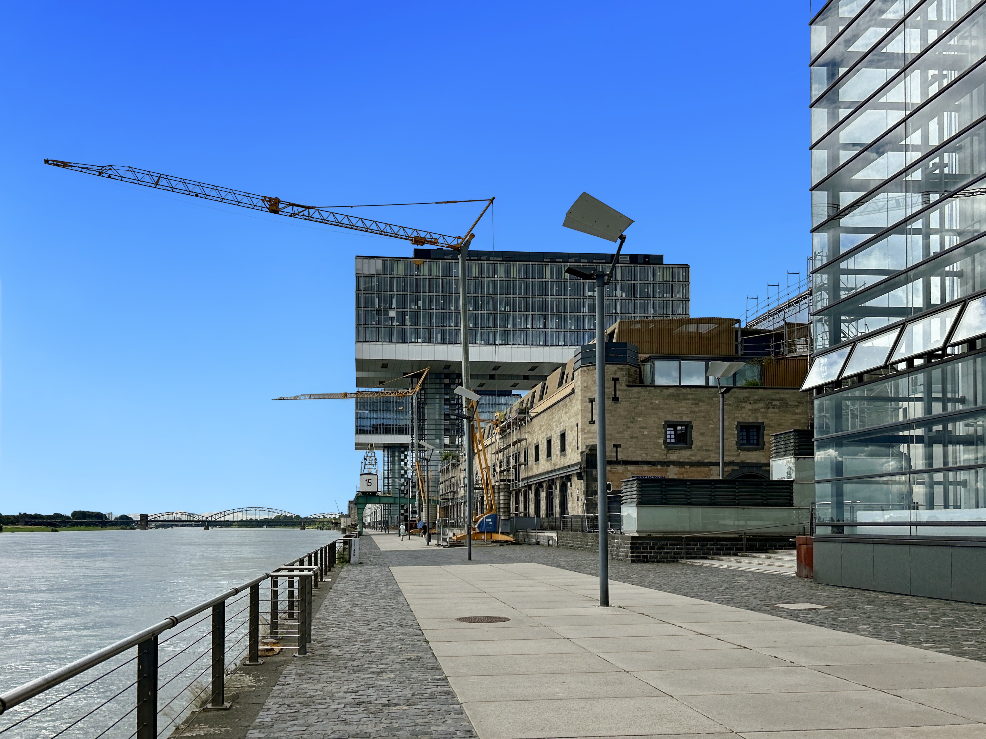 Coworking Spaces - Köln - Meetings, Arbeit und Zusammenarbeit in unseren professionellen Business Center in Regus Kranhaus 1
