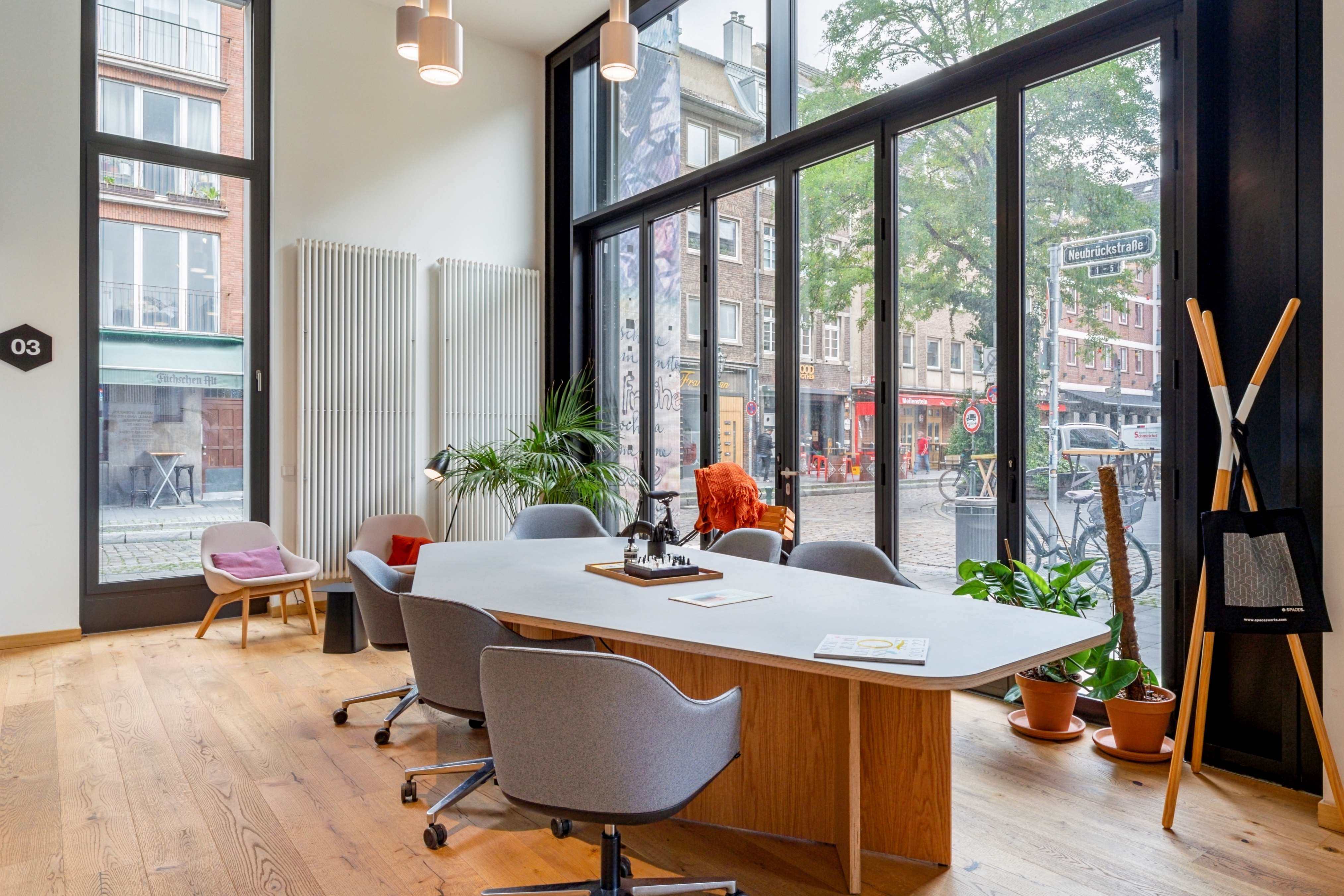 Coworking Space: Flexible Arbeitsplätze in Spaces Andreas Quartier