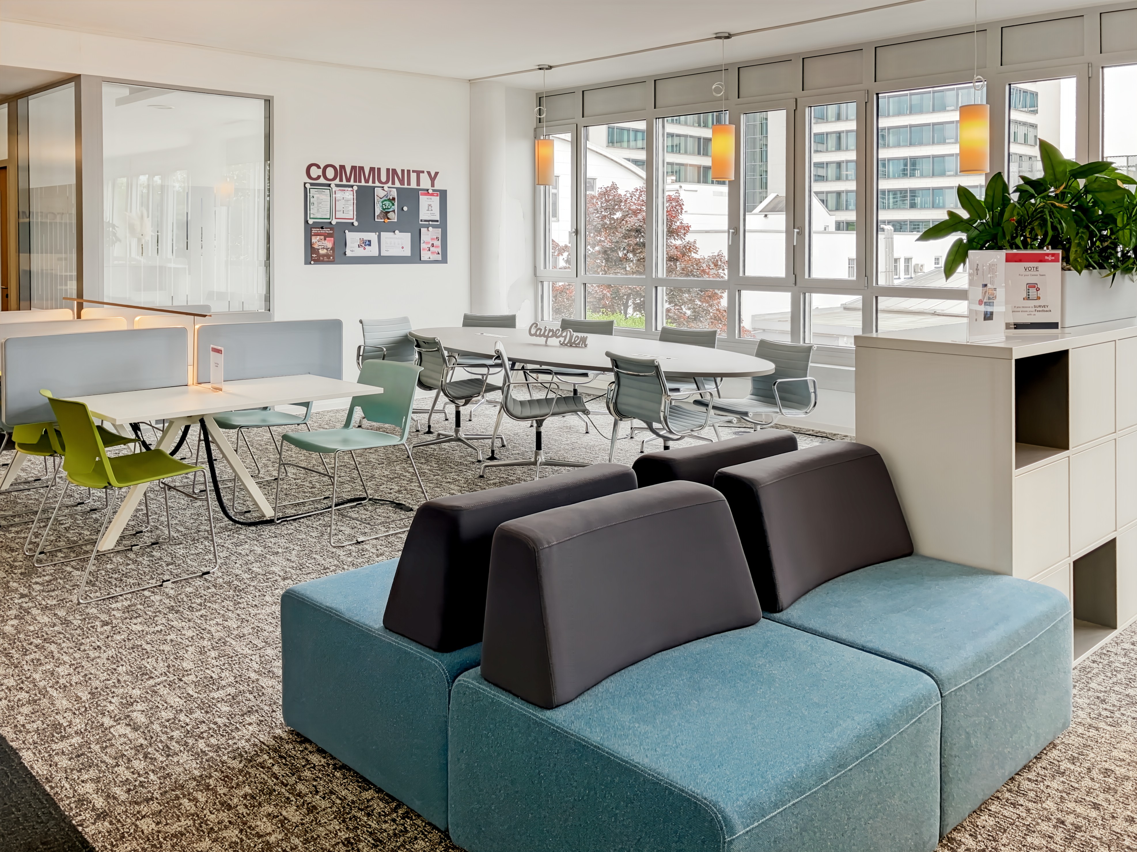 Coworking Spaces - Hessen - Flexible Arbeitsplätze in Regus Business Park