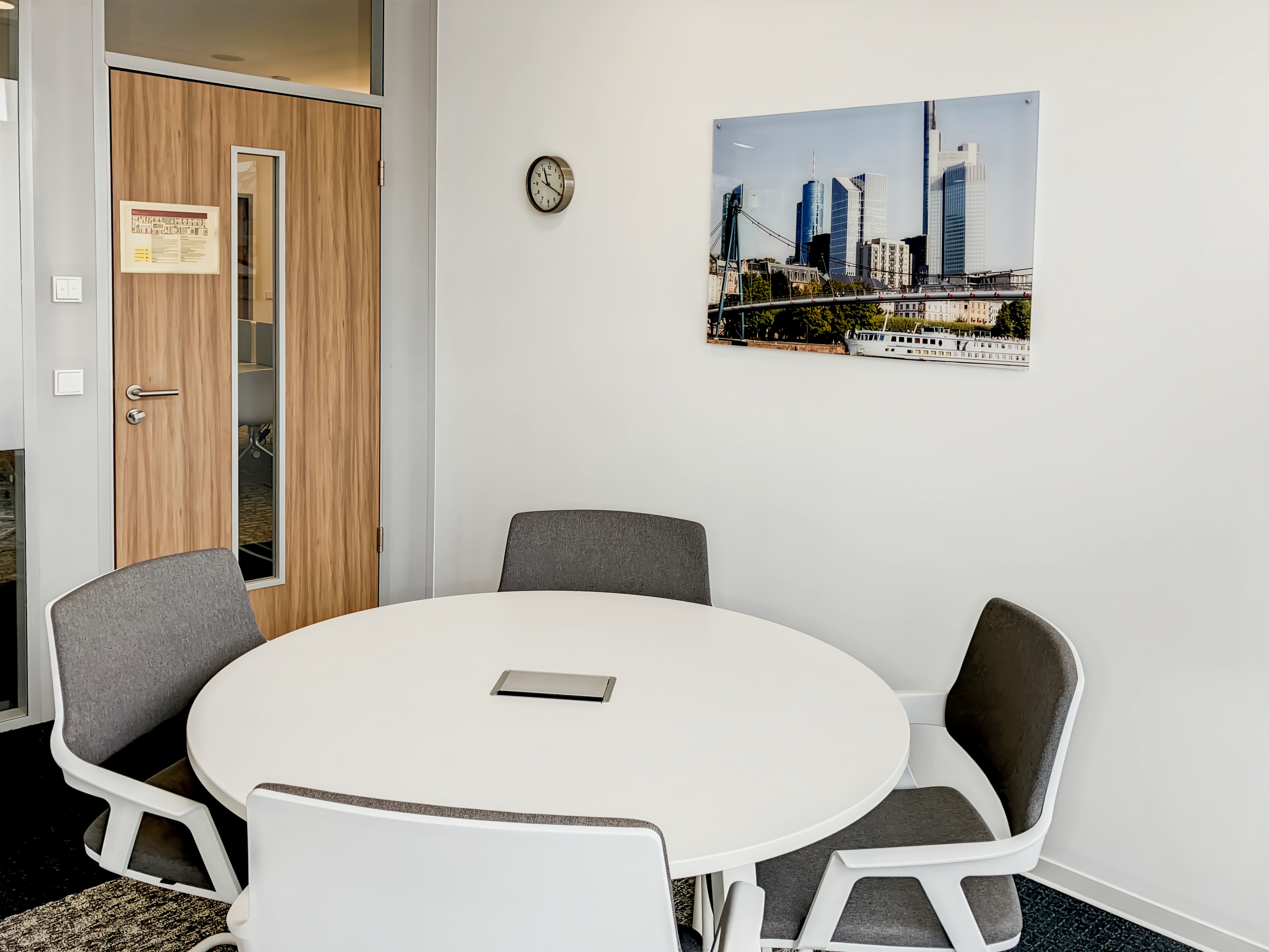 Coworking Space: Flexible Arbeitsplätze in Regus Business Park