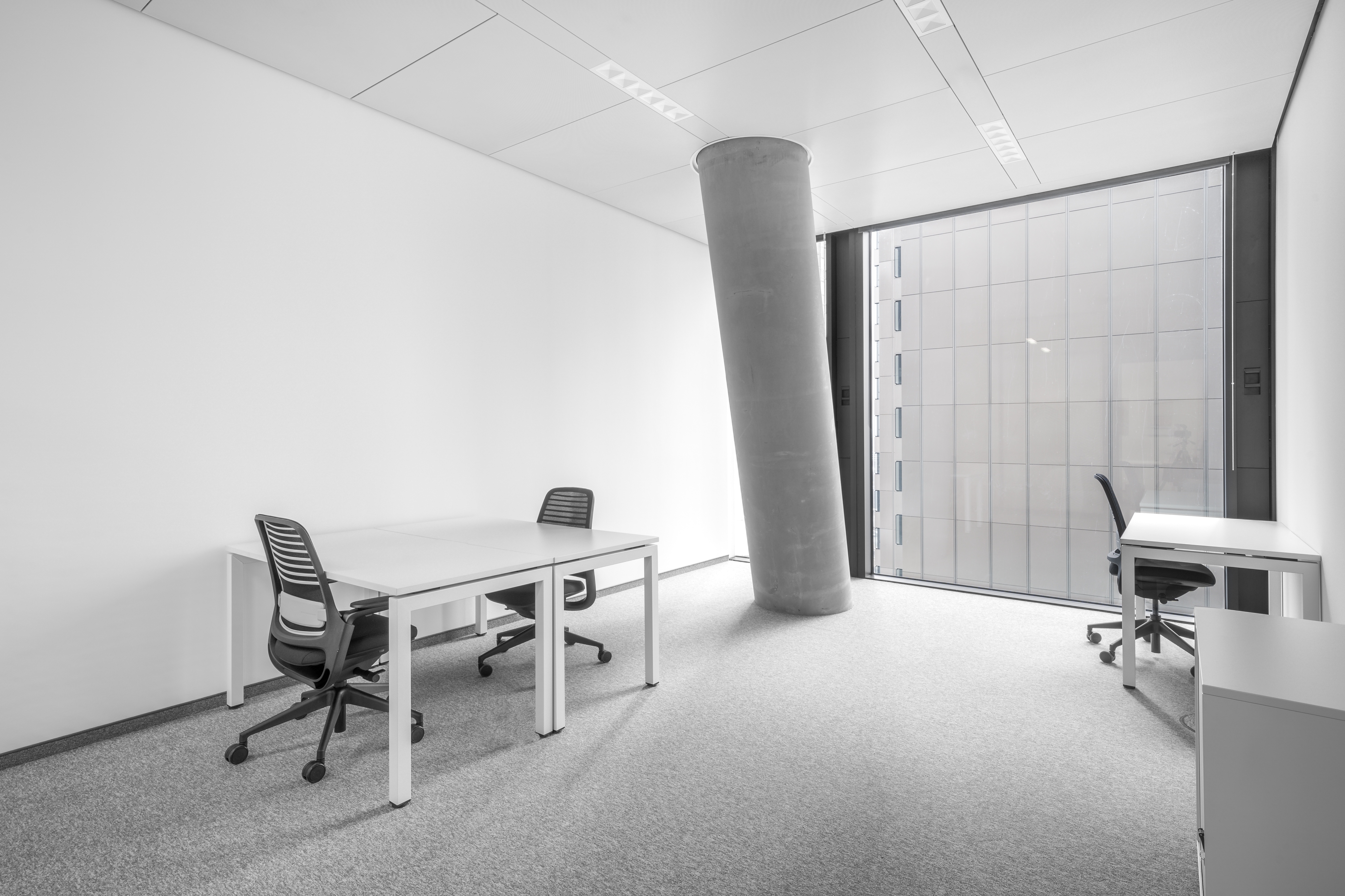 Coworking Space: All-inclusive-Zugang zu [Arbeitsplätzen, virtuellen Büros und Besprechungsräumen] in Spaces Omniturm