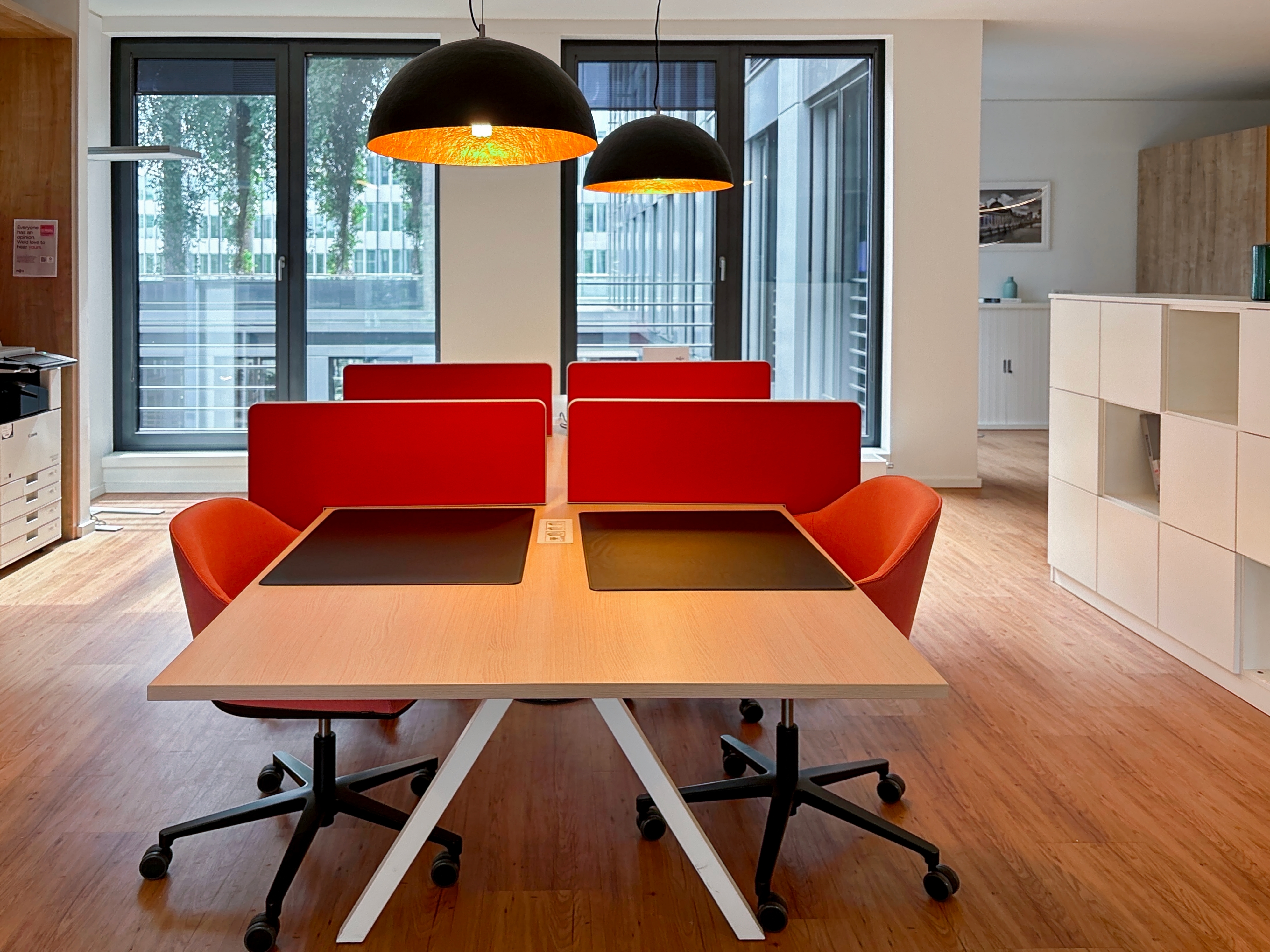 Coworking Spaces - Hamburg-Stadt (Hamburg, Freie und Hansestadt) - All-inclusive-Zugang zu [Arbeitsplätzen, virtuellen Büros und Besprechungsräumen] in Regus City Nord