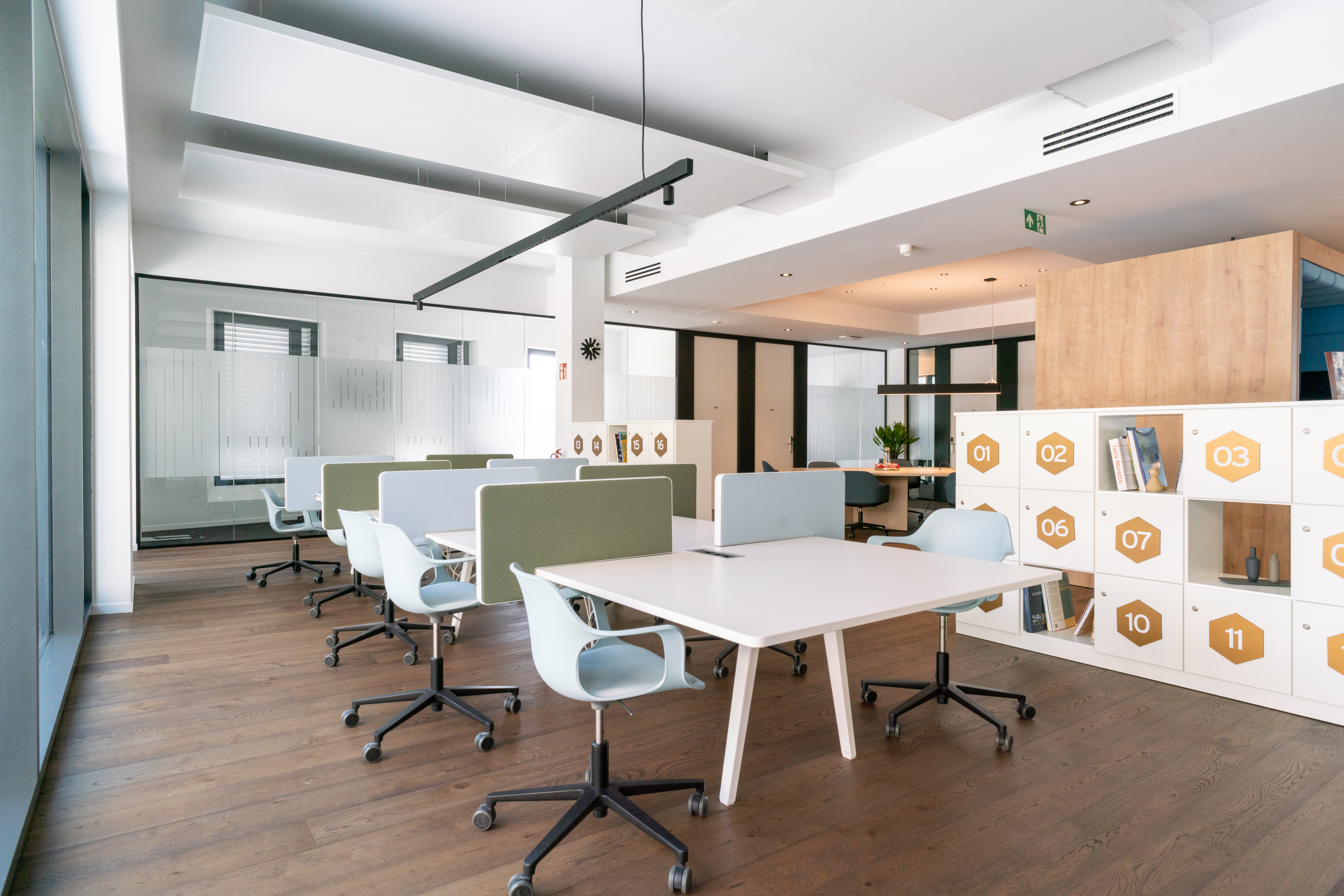 Coworking Space: All-inclusive-Zugang zu [Arbeitsplätzen, virtuellen Büros und Besprechungsräumen] in Regus Stadttor Ost