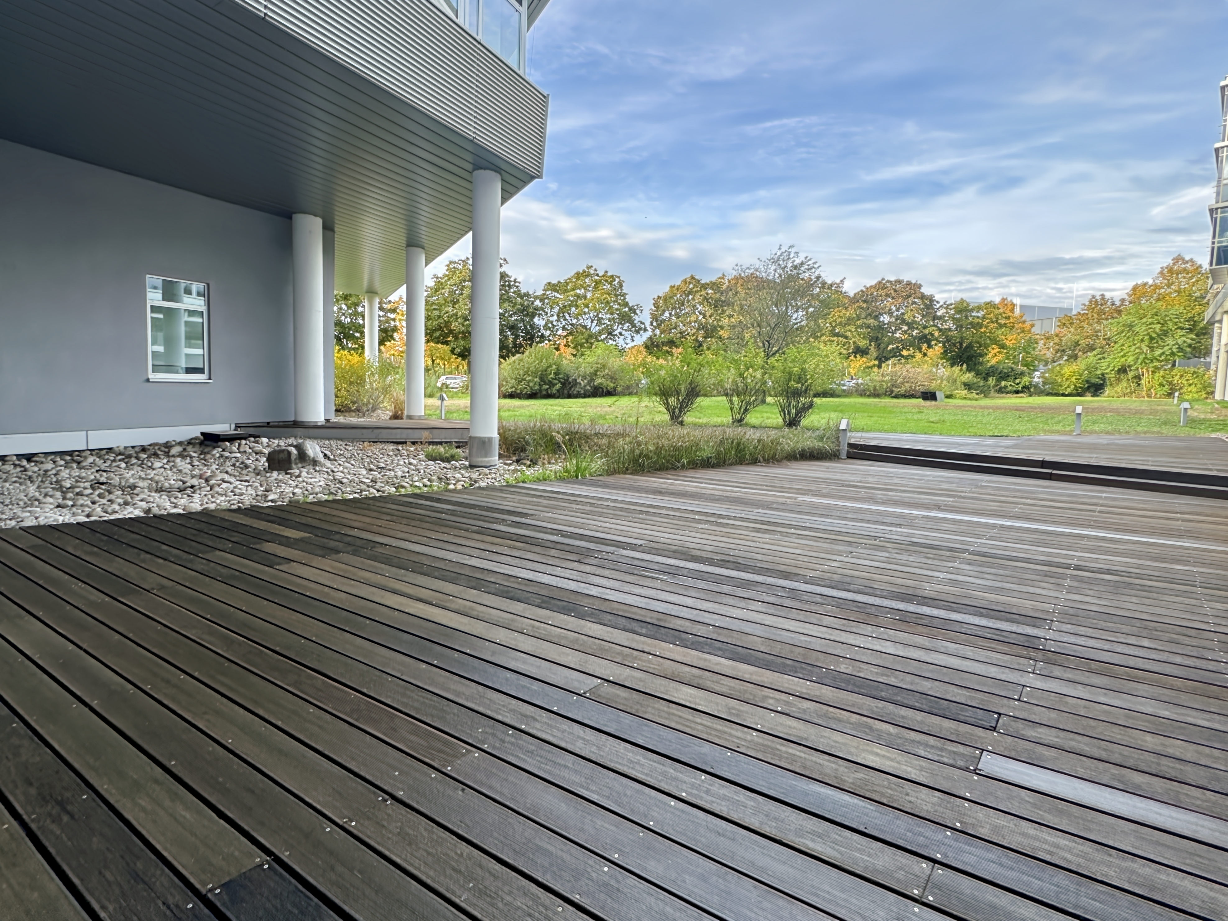 Coworking spaces - Baden-Württemberg - All-inclusive-Zugang zu [Arbeitsplätzen, virtuellen Büros und Besprechungsräumen] in Regus Theo & Luise