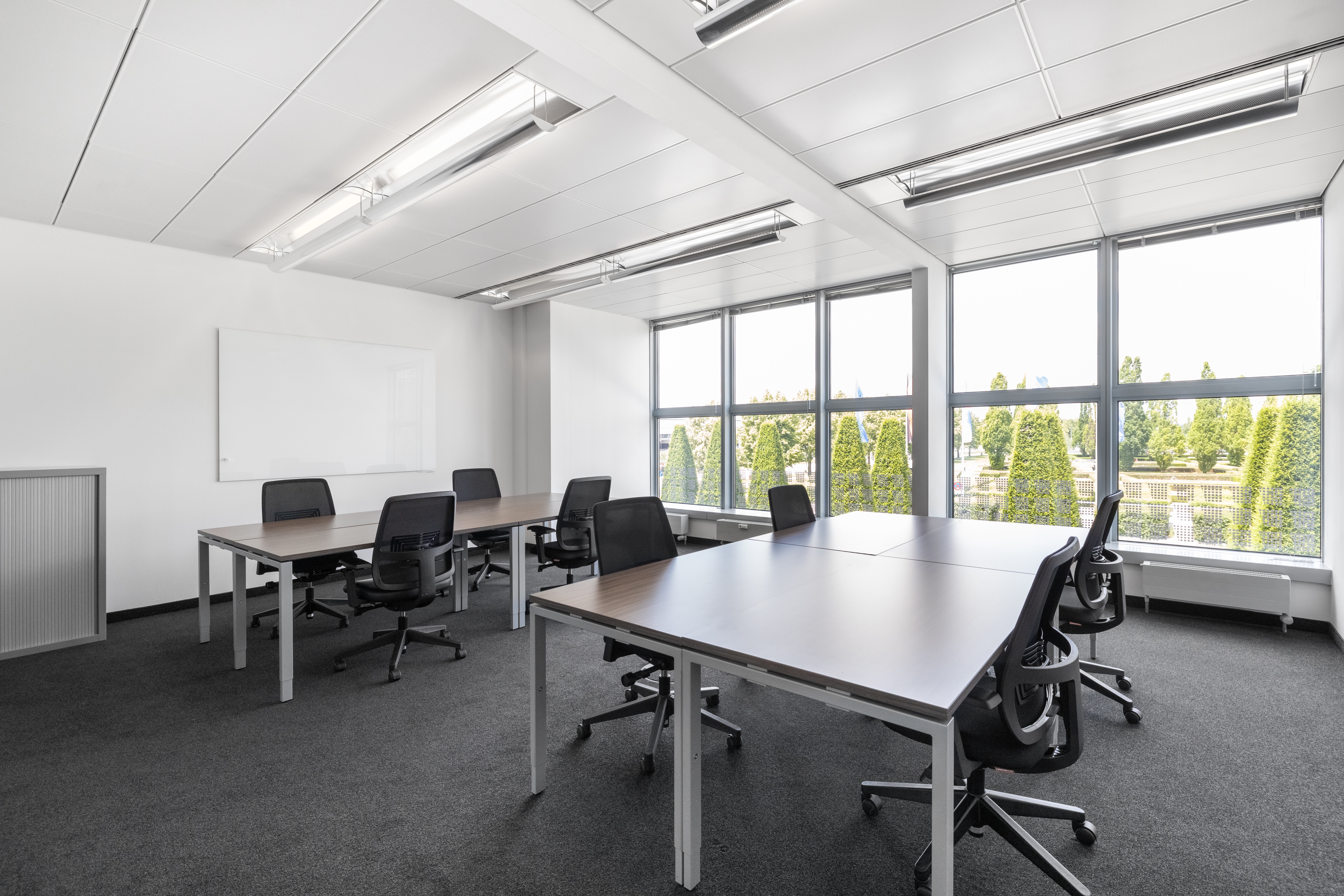Coworking Spaces - Zugang 24/7 - Oberbayern - All-inclusive-Zugang zu Arbeitsplätzen, virtuellen Büros und Besprechungsräumen in Regus München Airport