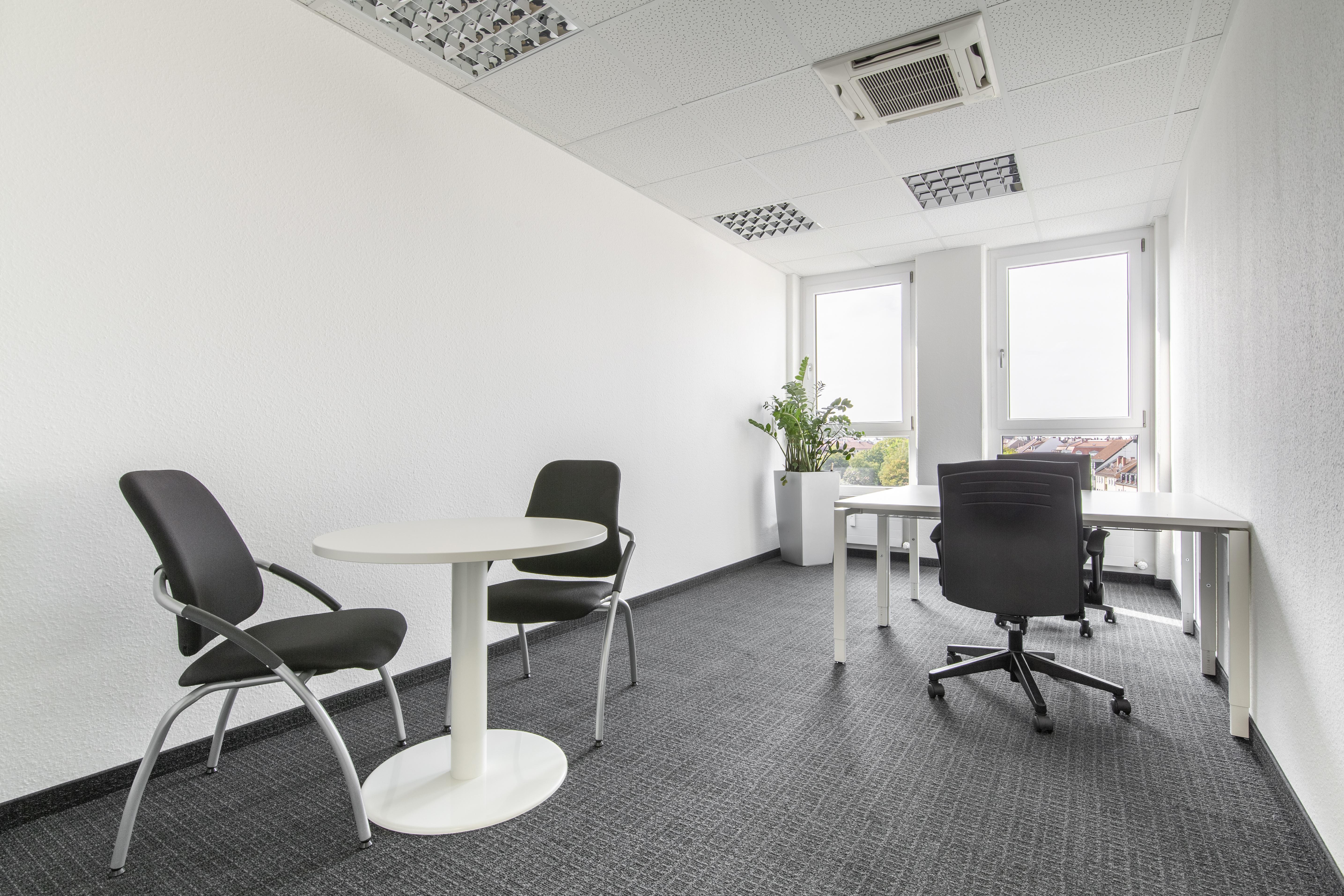 Coworking Spaces - Typ: Shared Office - Bayern - Meetings, Arbeit und Zusammenarbeit in unseren professionellen Business Center in HQ Plaerrer