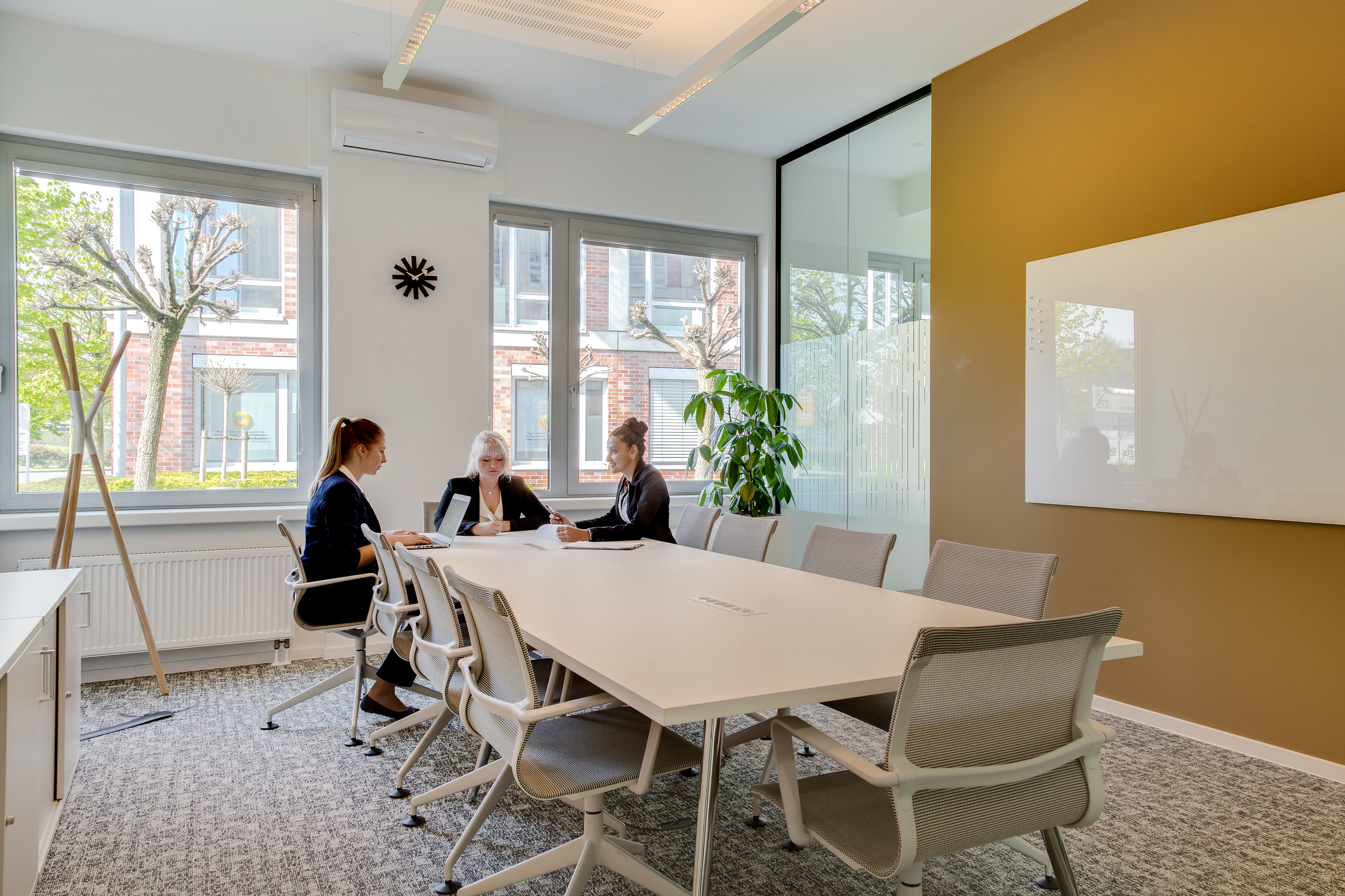 Coworking Space: Meetings, Arbeit und Zusammenarbeit in unseren professionellen Business Center in Regus Centro