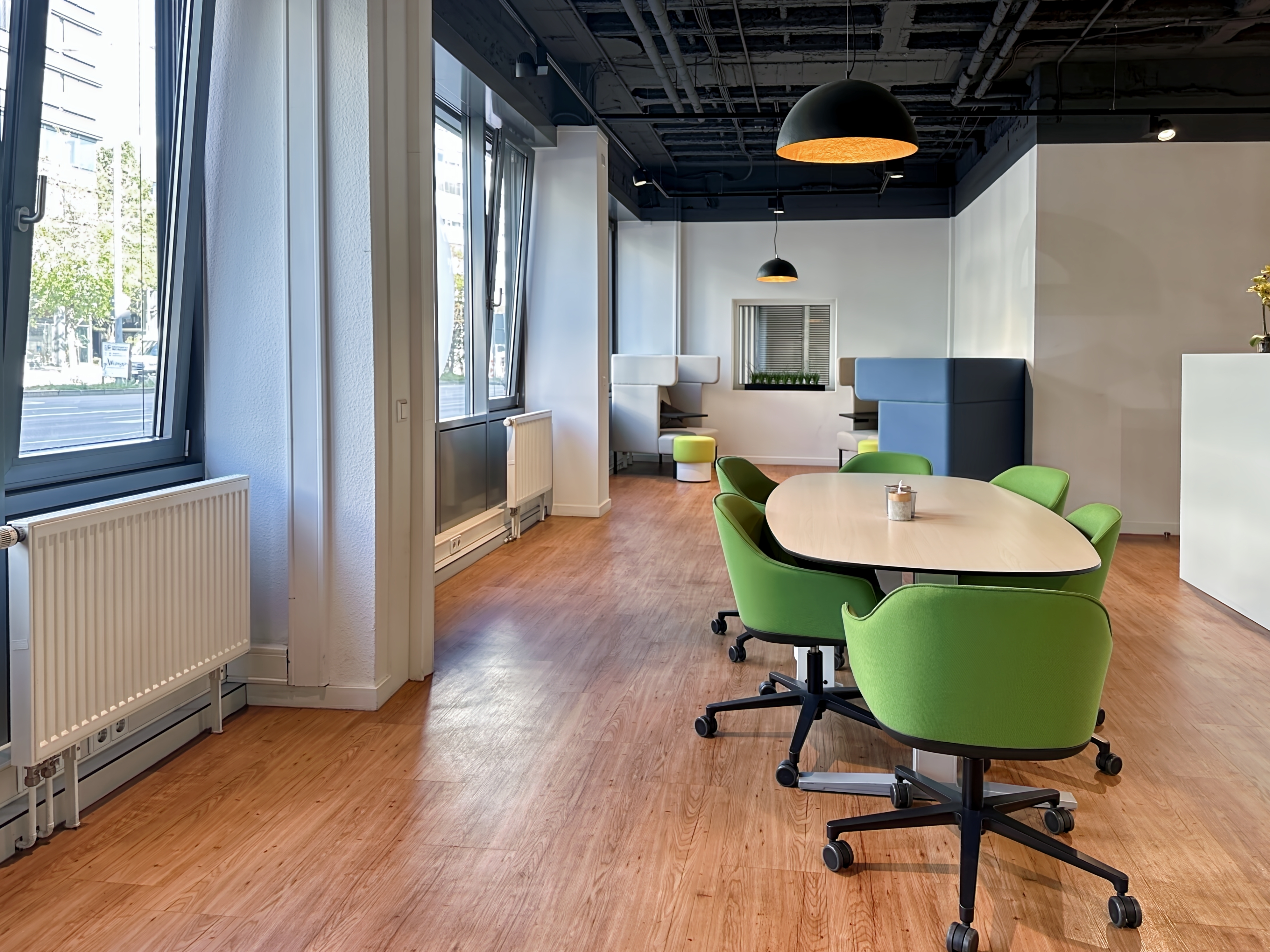 Coworking spaces - Schwäbische Alb - Meetings, Arbeit und Zusammenarbeit in unseren professionellen Business Center in Regus Friedrichstrasse