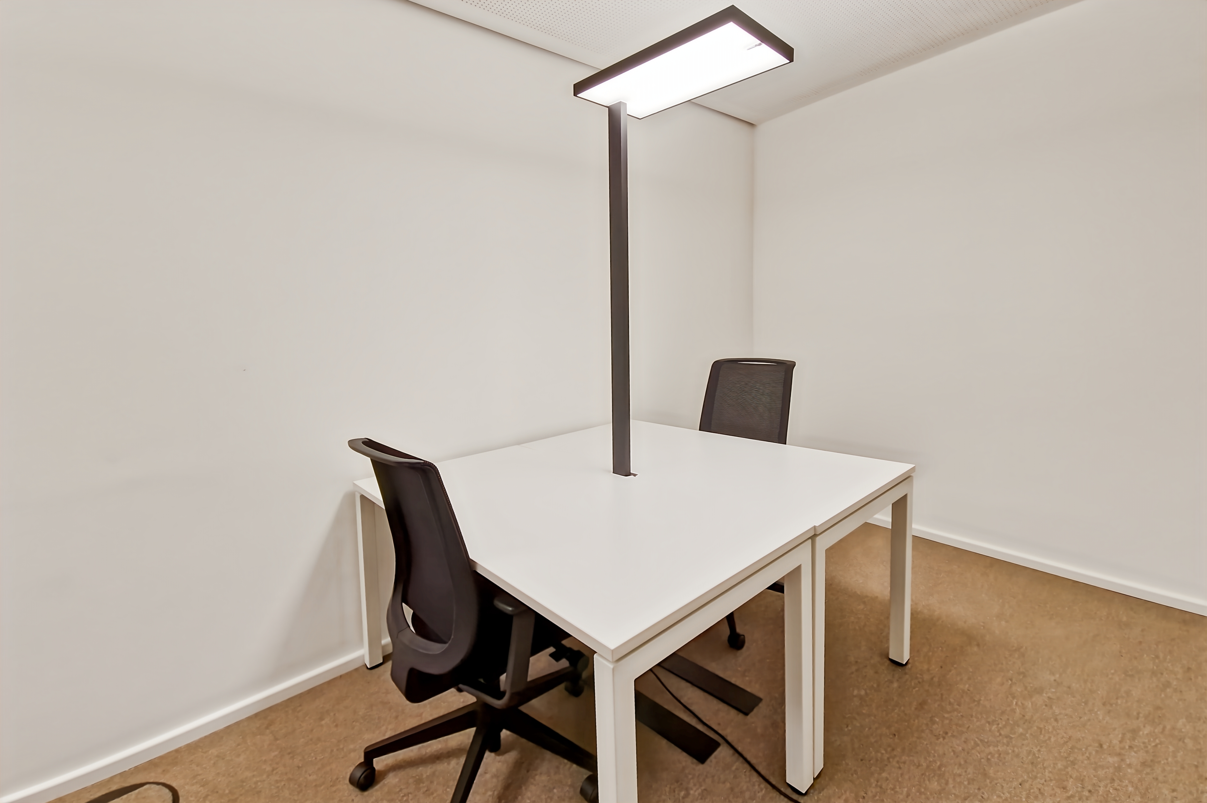 Coworking Space: Arbeitsplätze, Services und Support unterstützen Sie bei der Arbeit in Signature Jungfernstieg