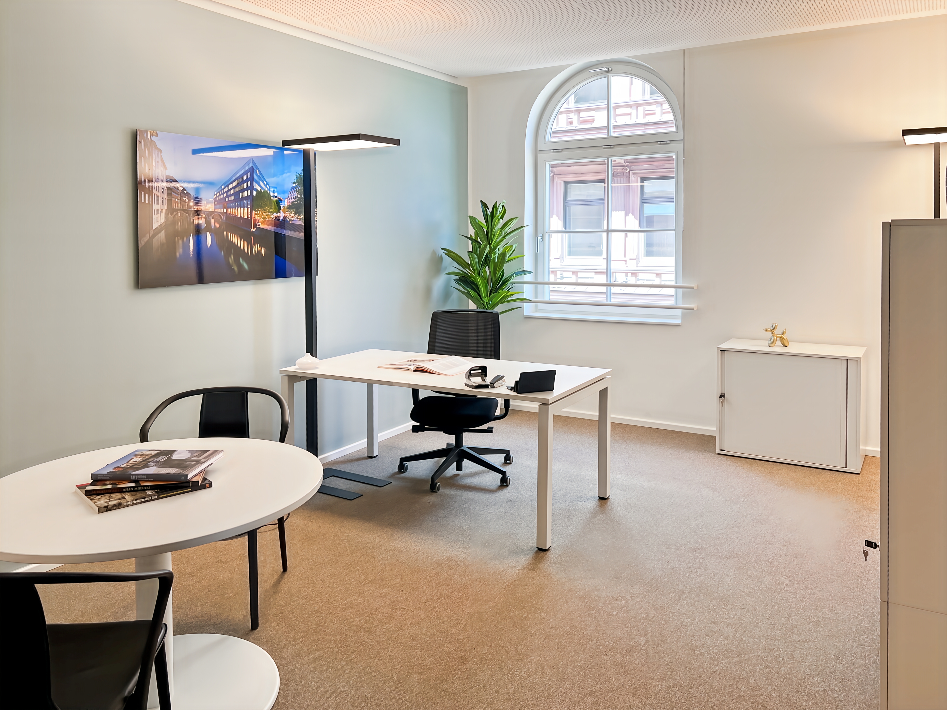 Coworking Space: Arbeitsplätze, Services und Support unterstützen Sie bei der Arbeit in Signature Jungfernstieg