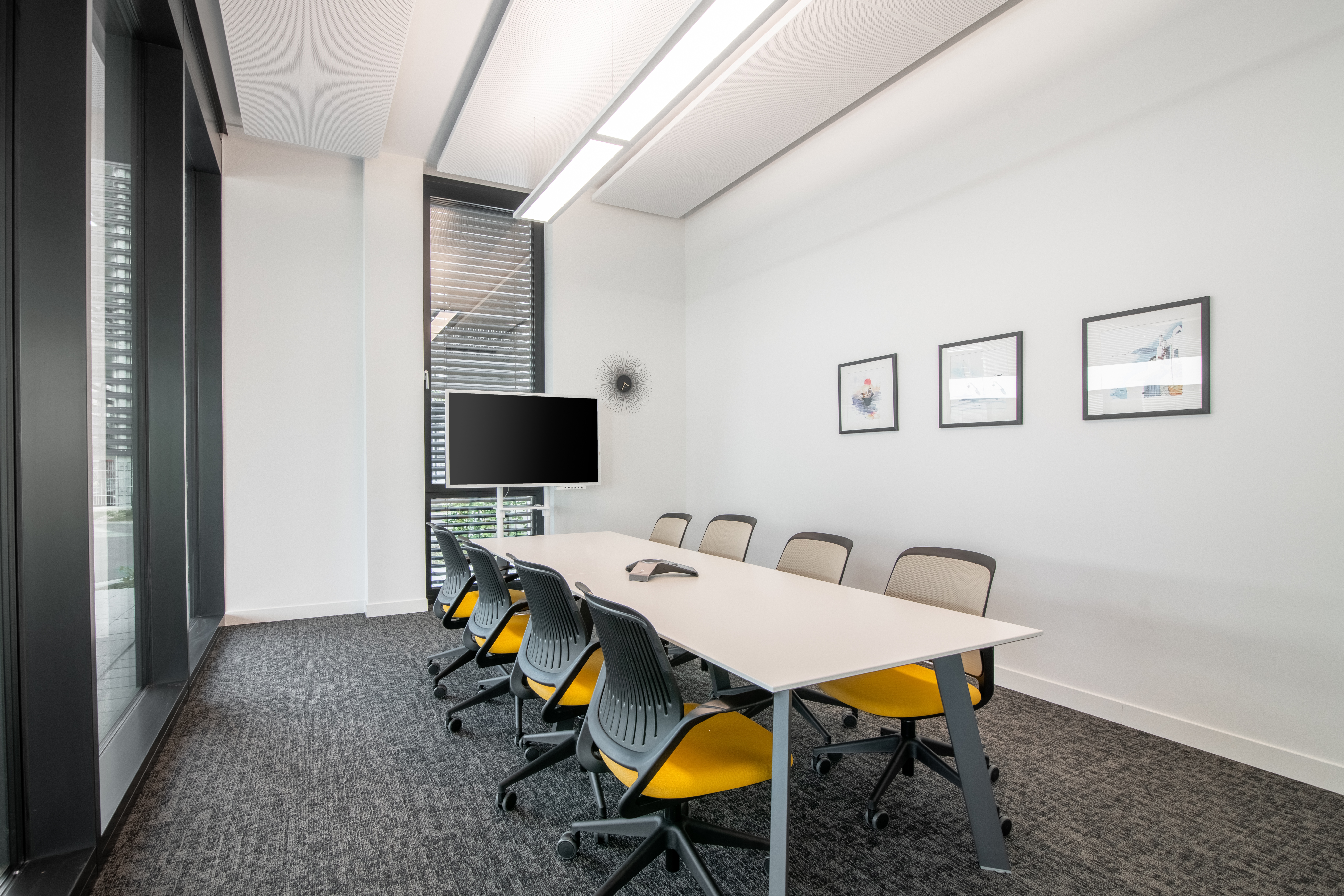 Coworking Spaces - Hessen Nord - Arbeitsplätze, Services und Support unterstützen Sie bei der Arbeit in Regus Kaiserlei 