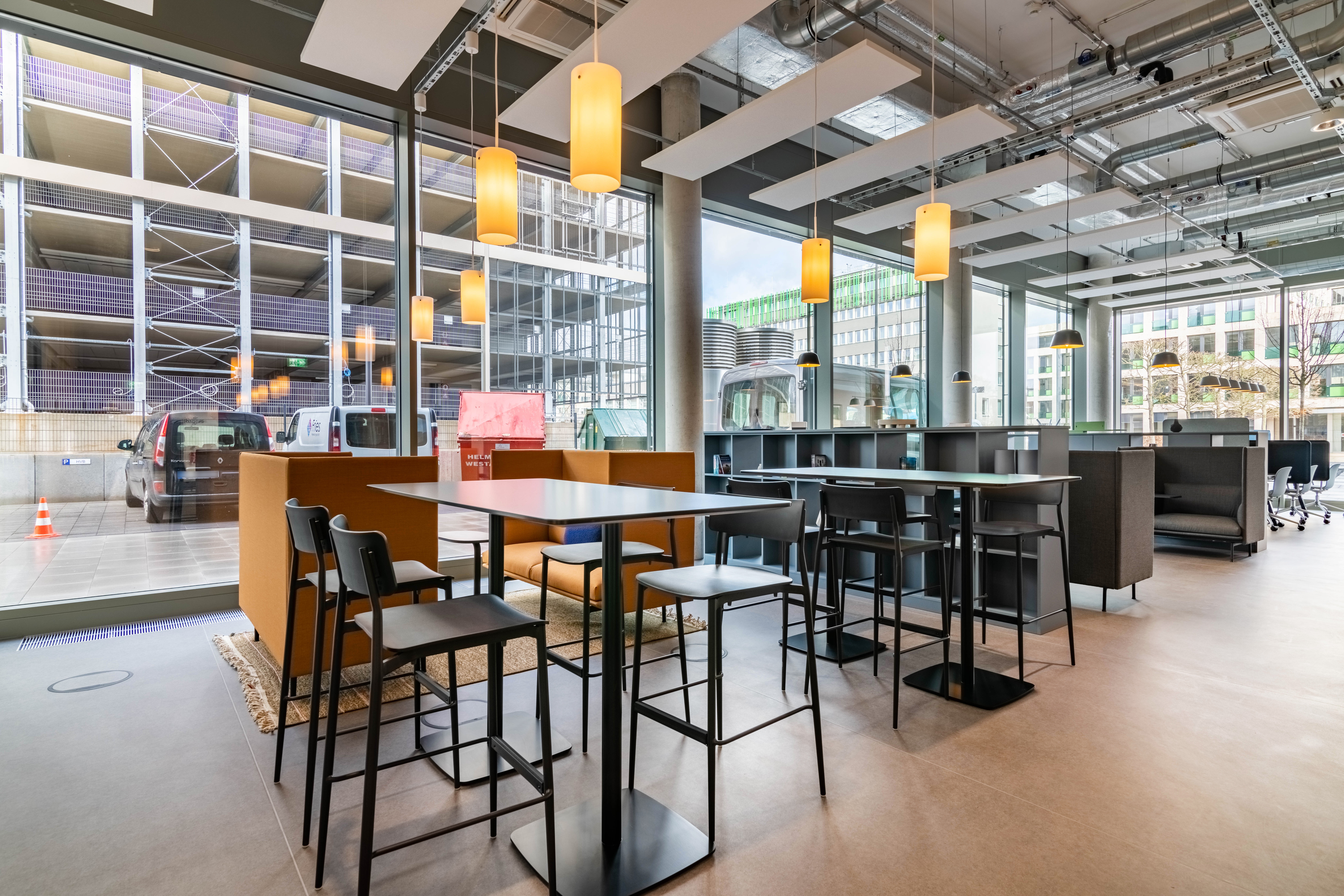 Coworking Spaces - Hessen - Flexible Arbeitsplätze in Regus Basler Strasse