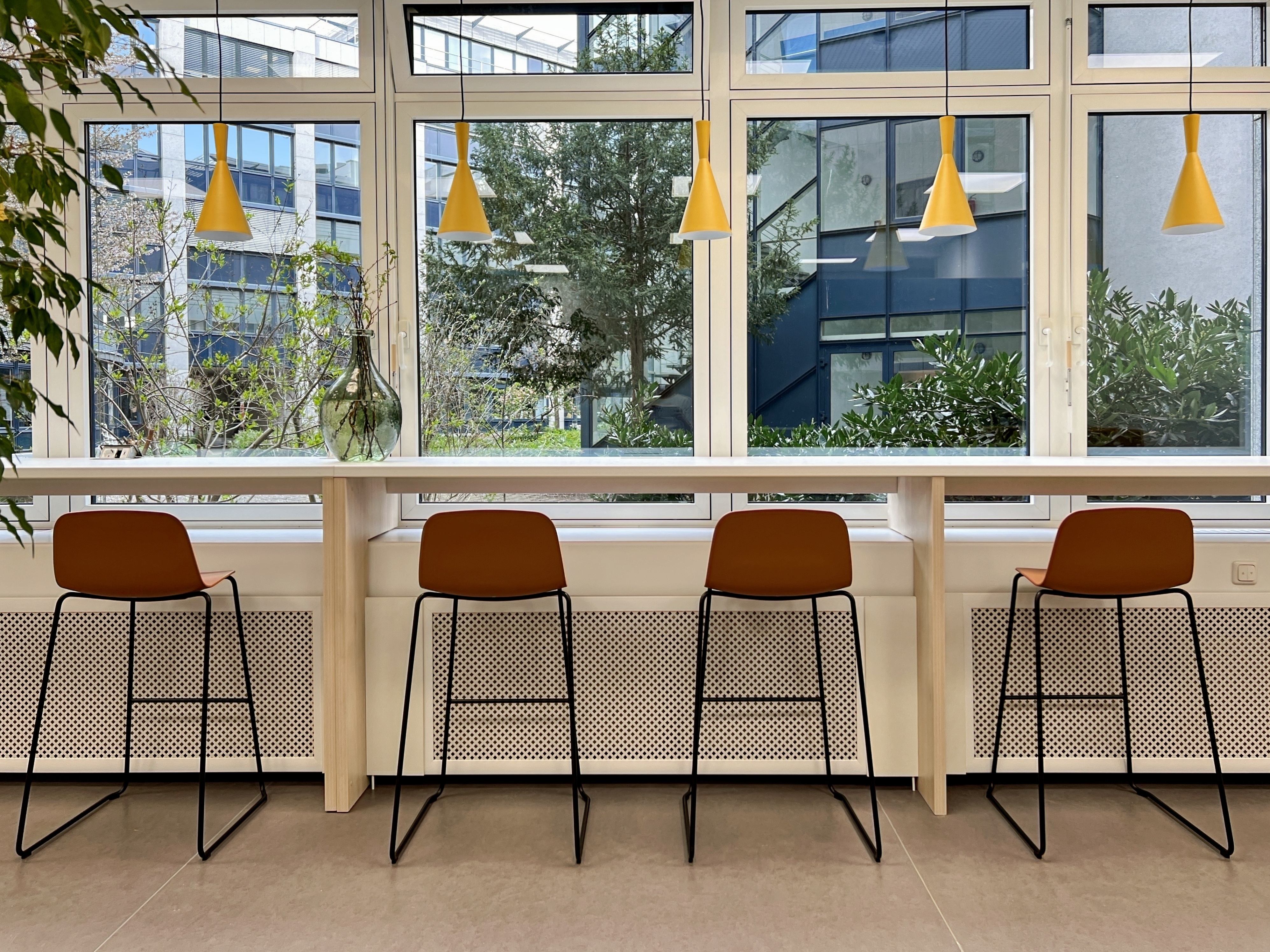 Coworking spaces - Leipzig - Flexible Arbeitsplätze in Regus Leipzig, Atrium