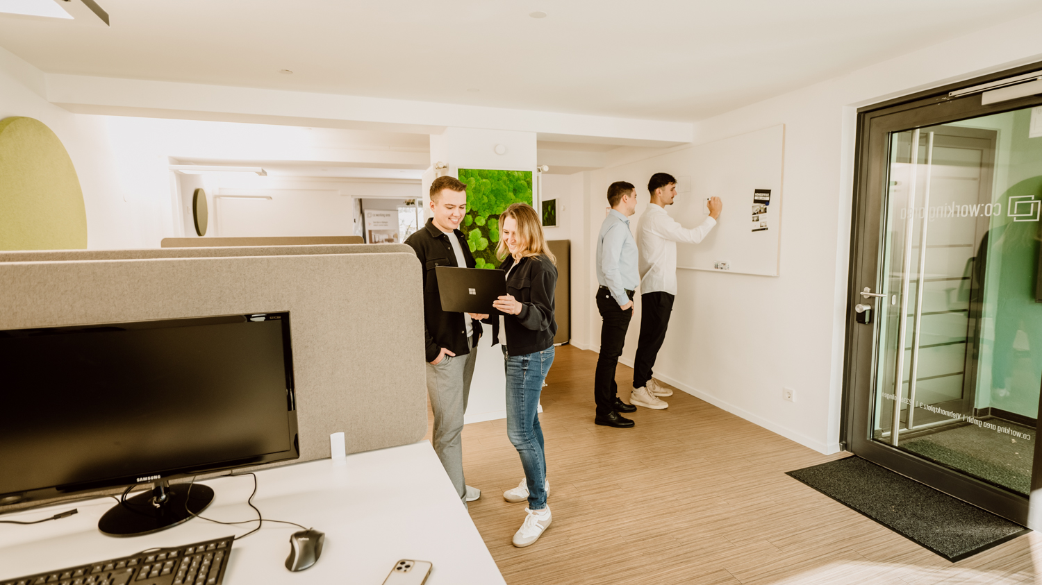 Coworking Space: co:working area