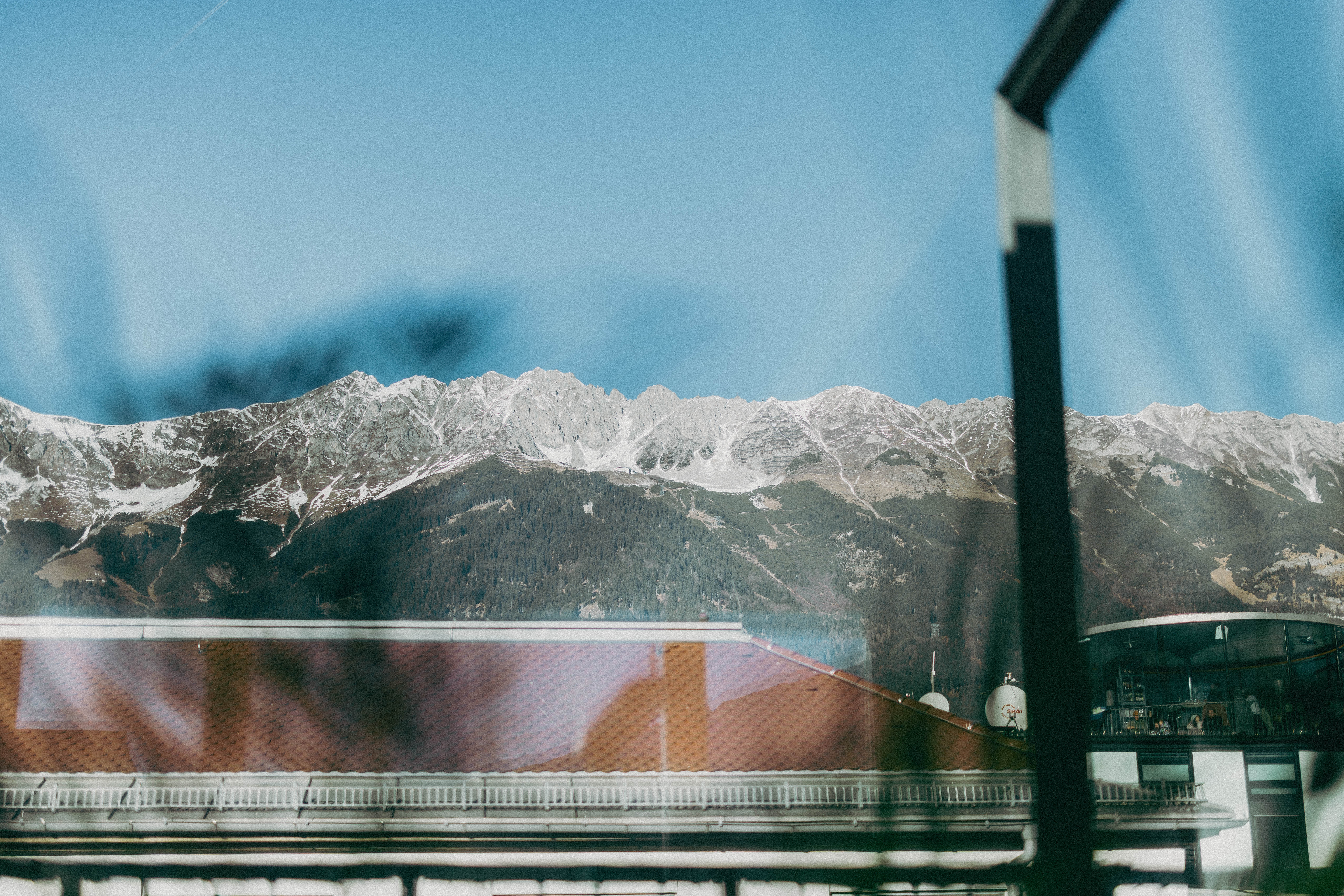 Coworking Space: CREATIVE OFFICE SPACE