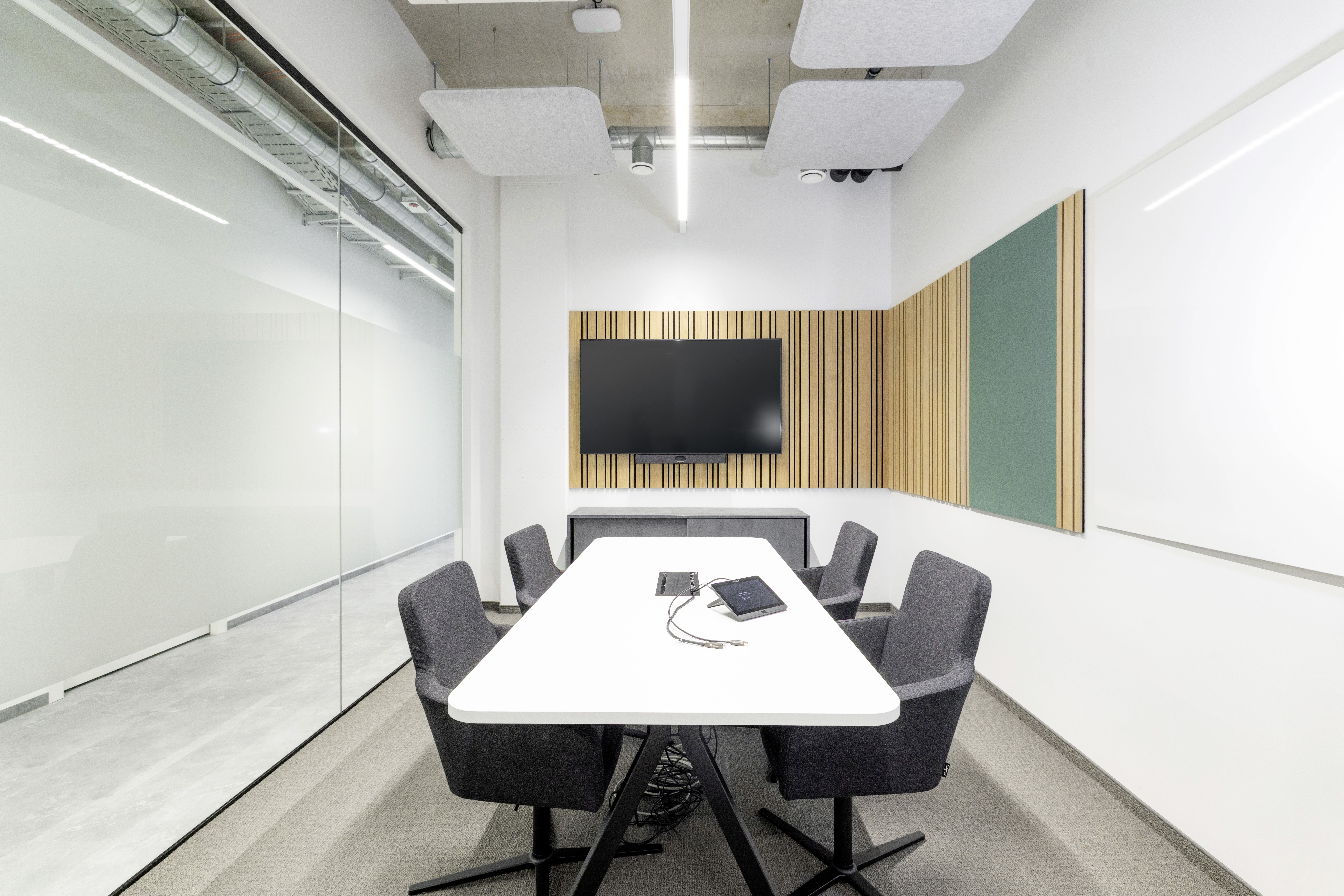 Coworking Spaces - feste Arbeitsplätze vorhanden - Puch bei Hallein - Buchbare Meetingräume für Besprechungen und Kundentermine. - Shared Office - Wissenspark Salzburg Urstein