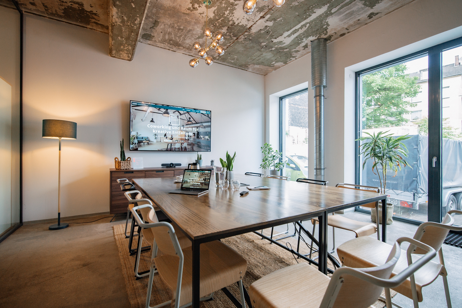 Coworking Space: Meetingraum "Alte Räucherei" - KS36 Coworking auf der Kreativweide in Duisburg