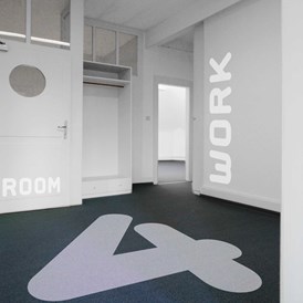 Coworking Space: Room4Work