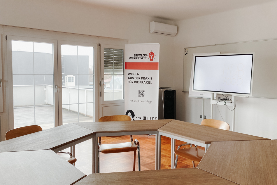 Coworking Spaces - Eisenstadt - Großer Meetingraum - HUB7000