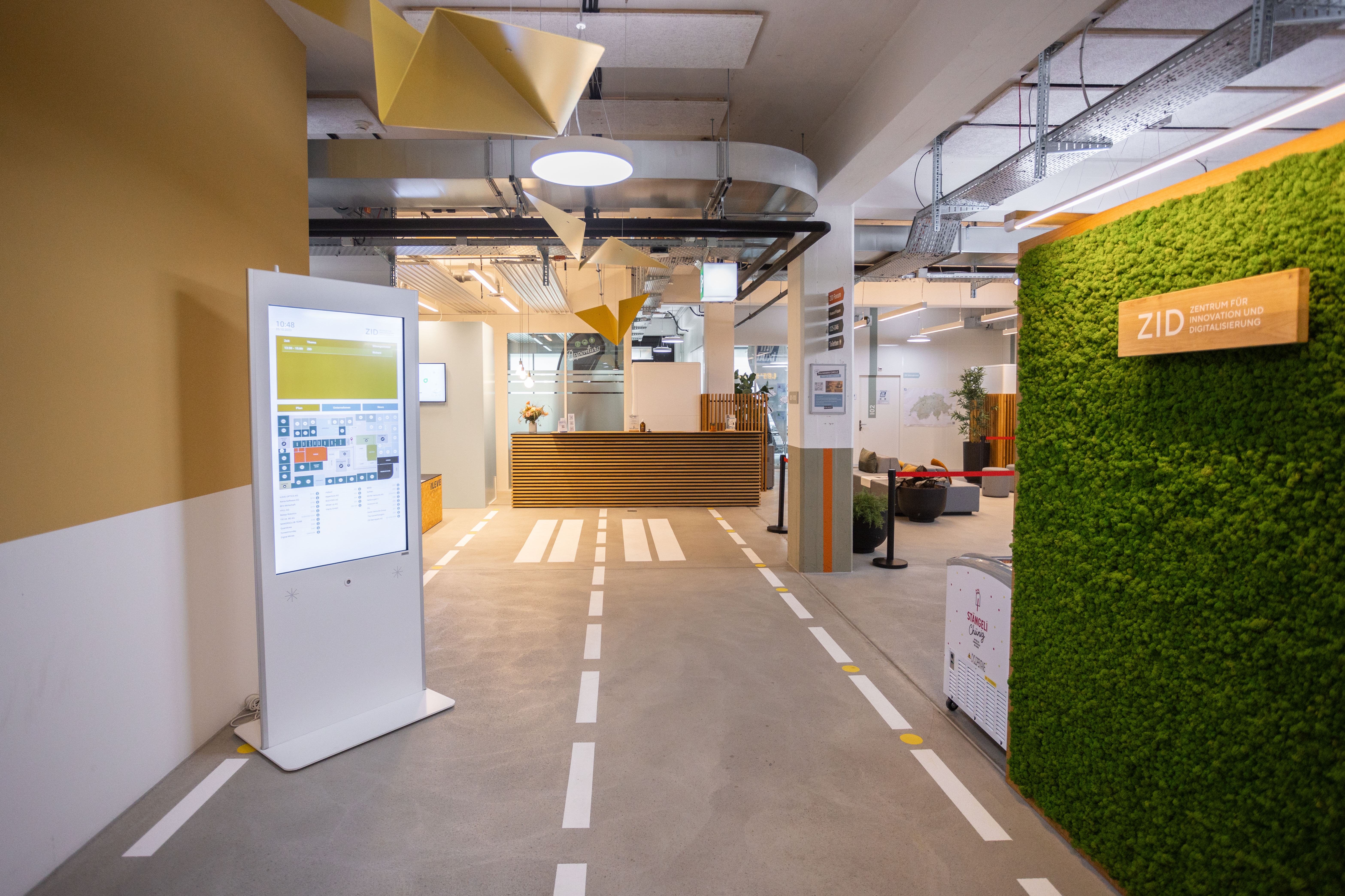 Coworking Spaces - Stettlen - Eingangsbereich - Zentrum für Innovation & Digitalisierung