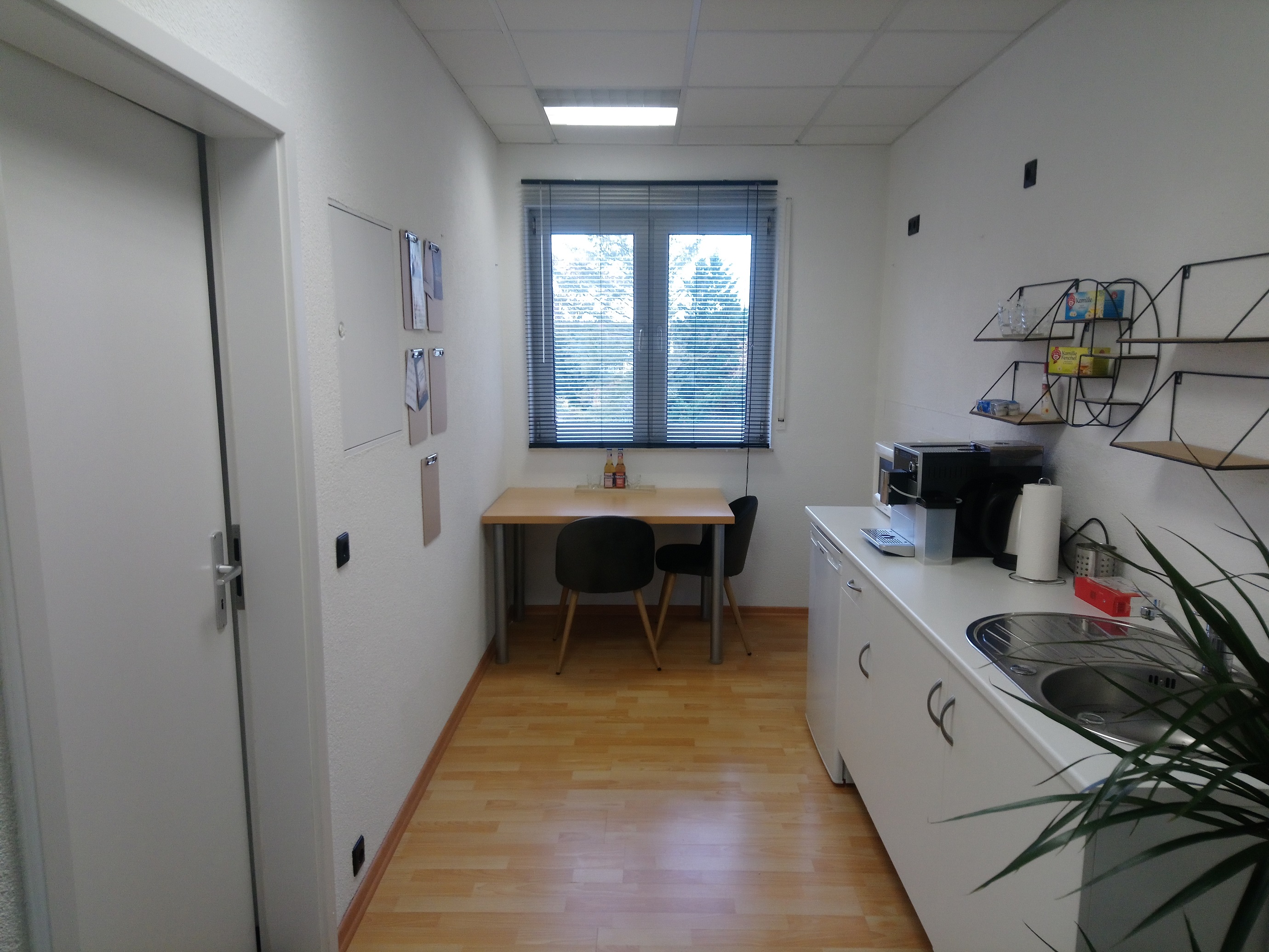 Coworking Space: Küche - NB Business Center 