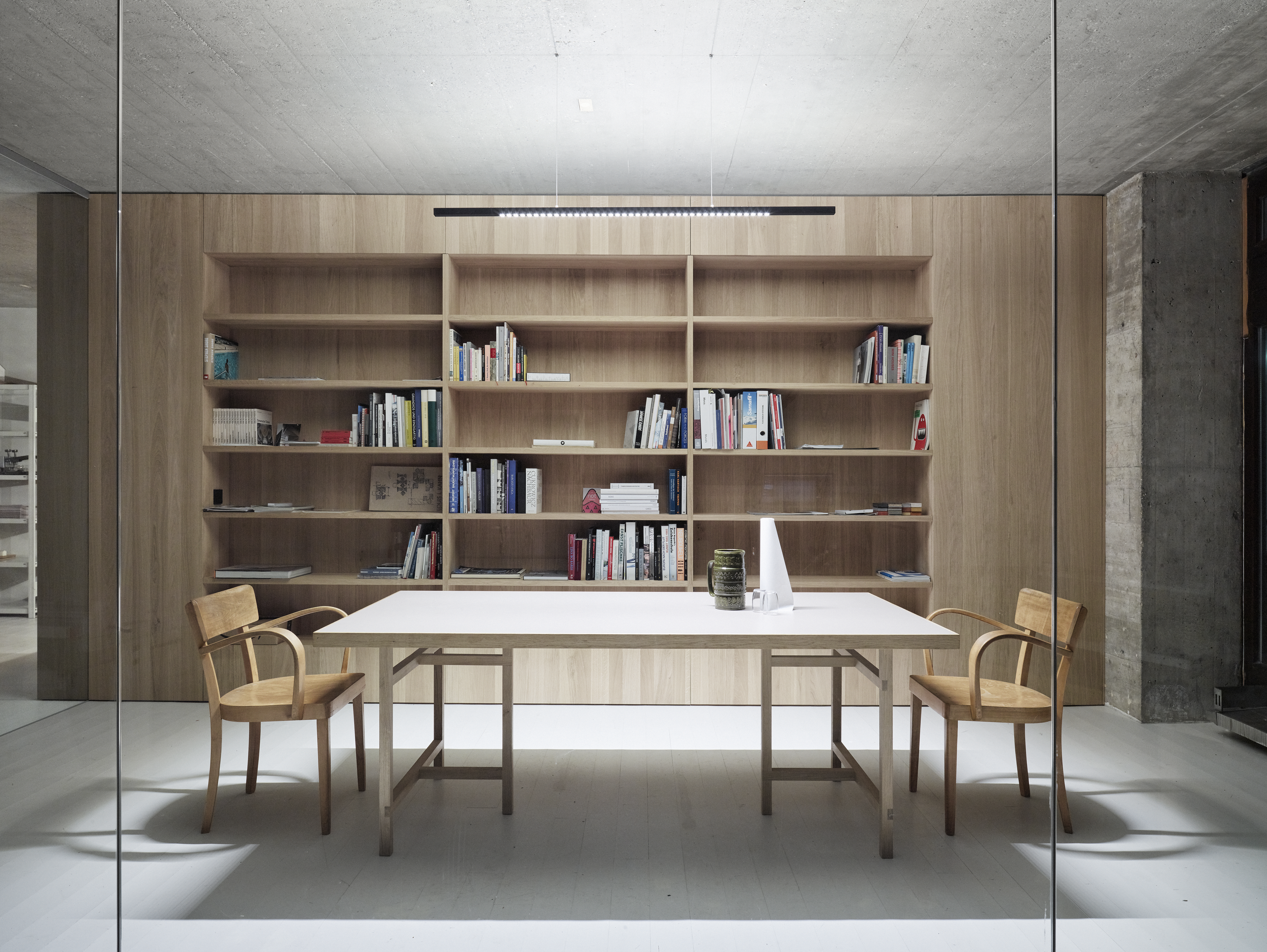 Coworking Space: Besprechung - Büroarbeitsplätze in kreativer Bürogemeinschaft – Dornbirn Zentrum