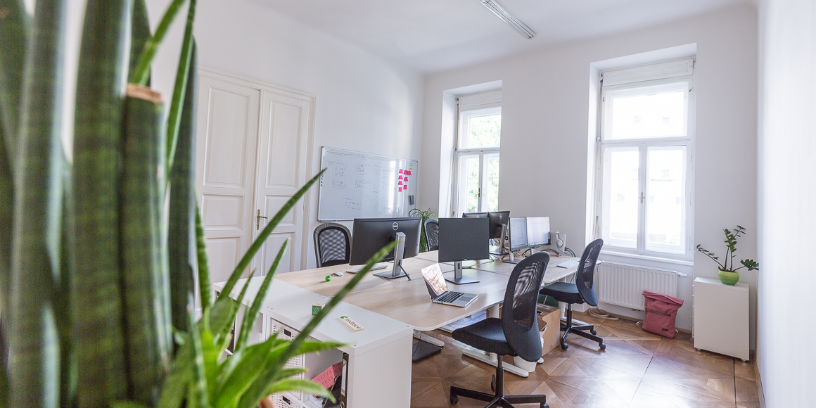 Coworking Space: Carrot & Coworking