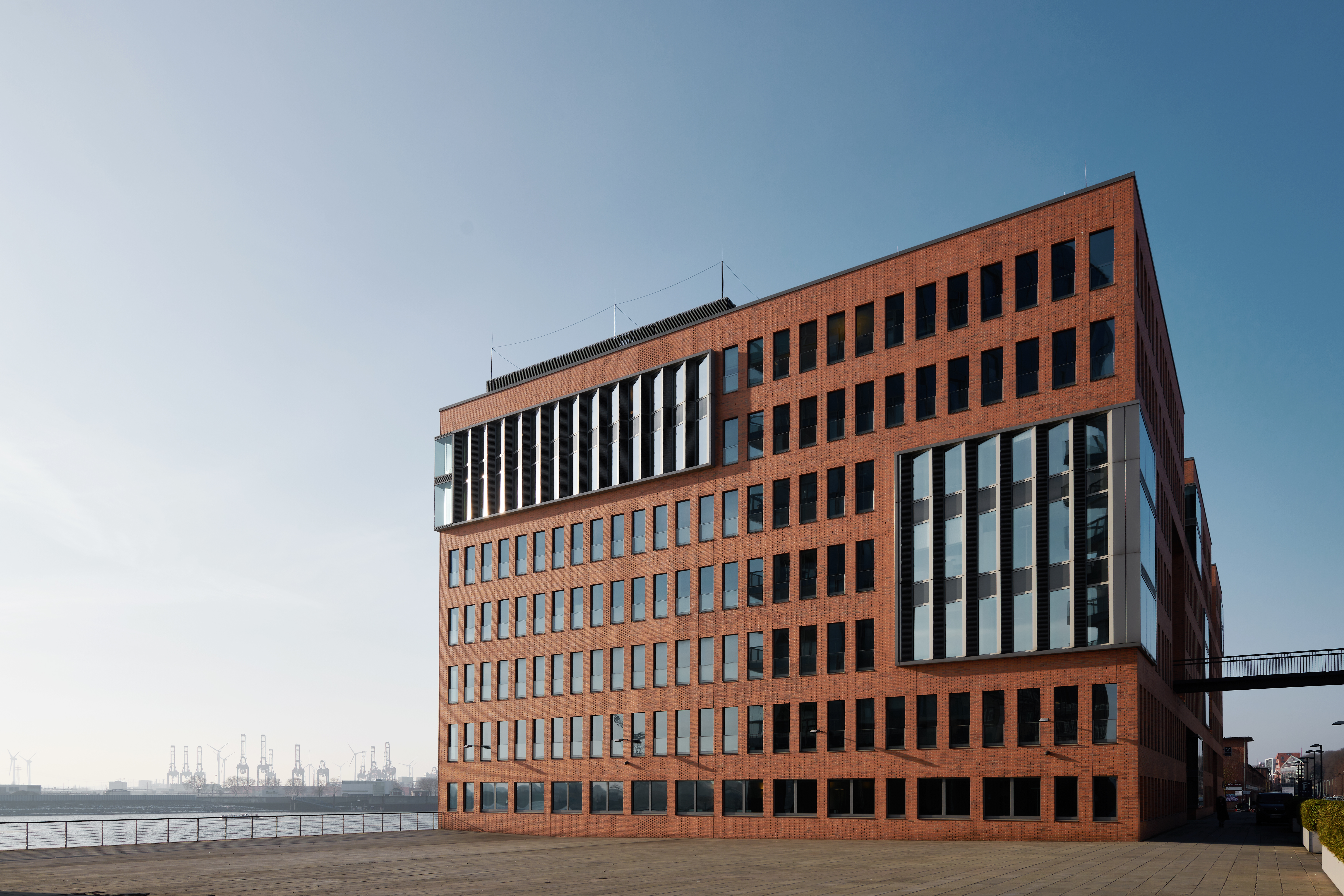 Coworking Space: Building - Engel & Völkers Work Edition Altona