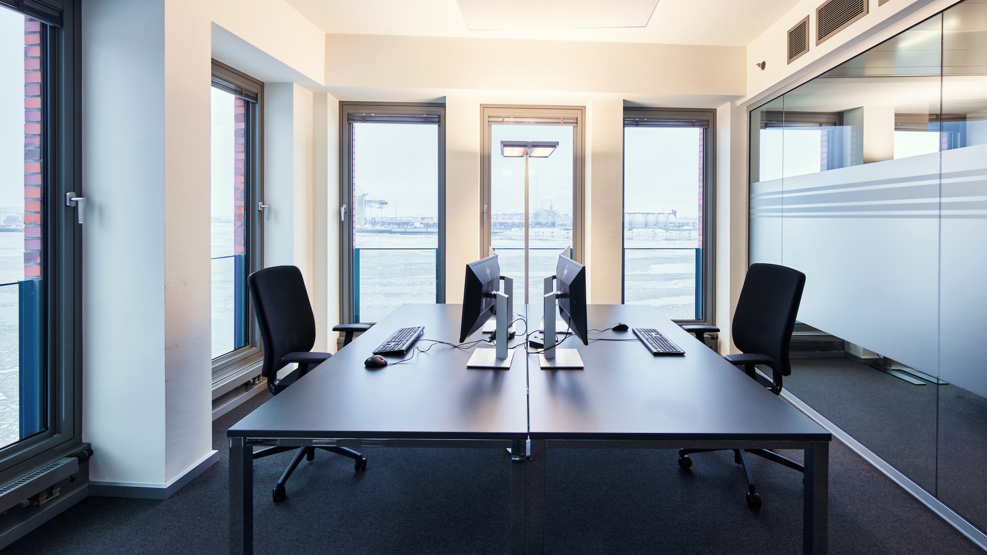 Coworking Space: Business Suite - Engel & Völkers Work Edition Altona