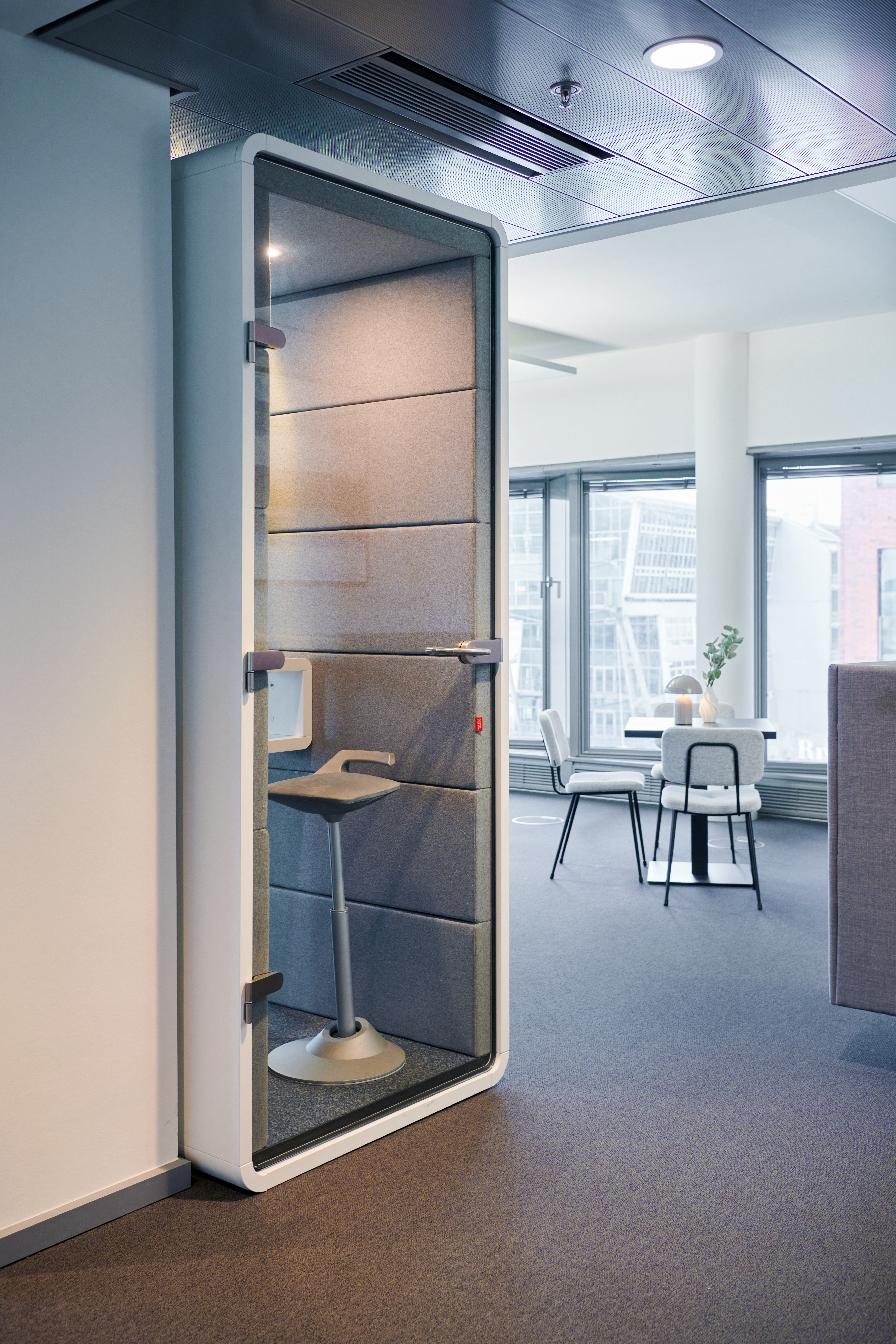 Coworking Spaces - Hamburg-Stadt (Hamburg, Freie und Hansestadt) - Telephone box - EV Work Edition Altona
