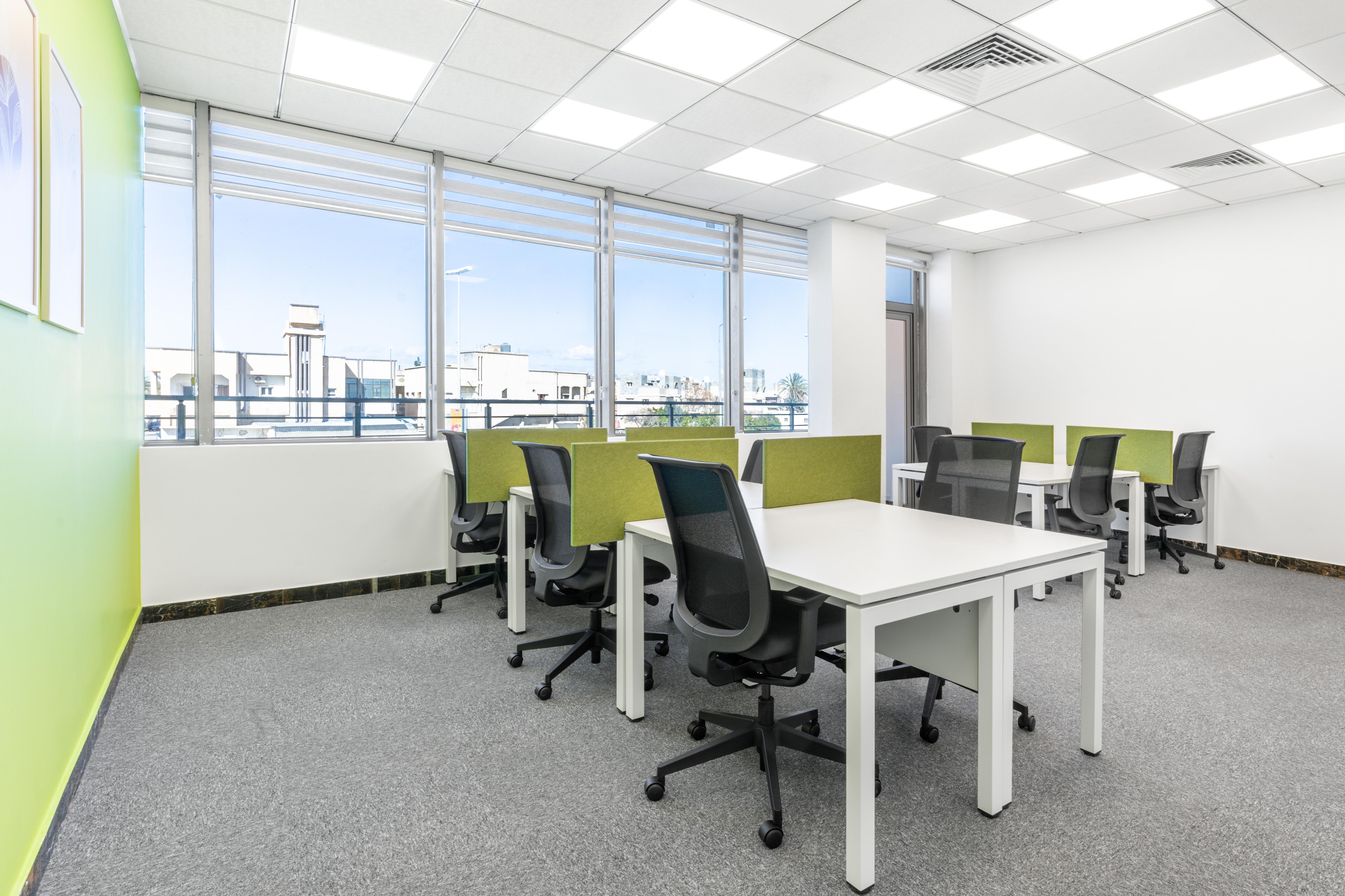 Coworking Space: All-inclusive-Zugang zu Arbeitsplätzen, virtuellen Büros und Besprechungsräumen in Design Offices Macherei