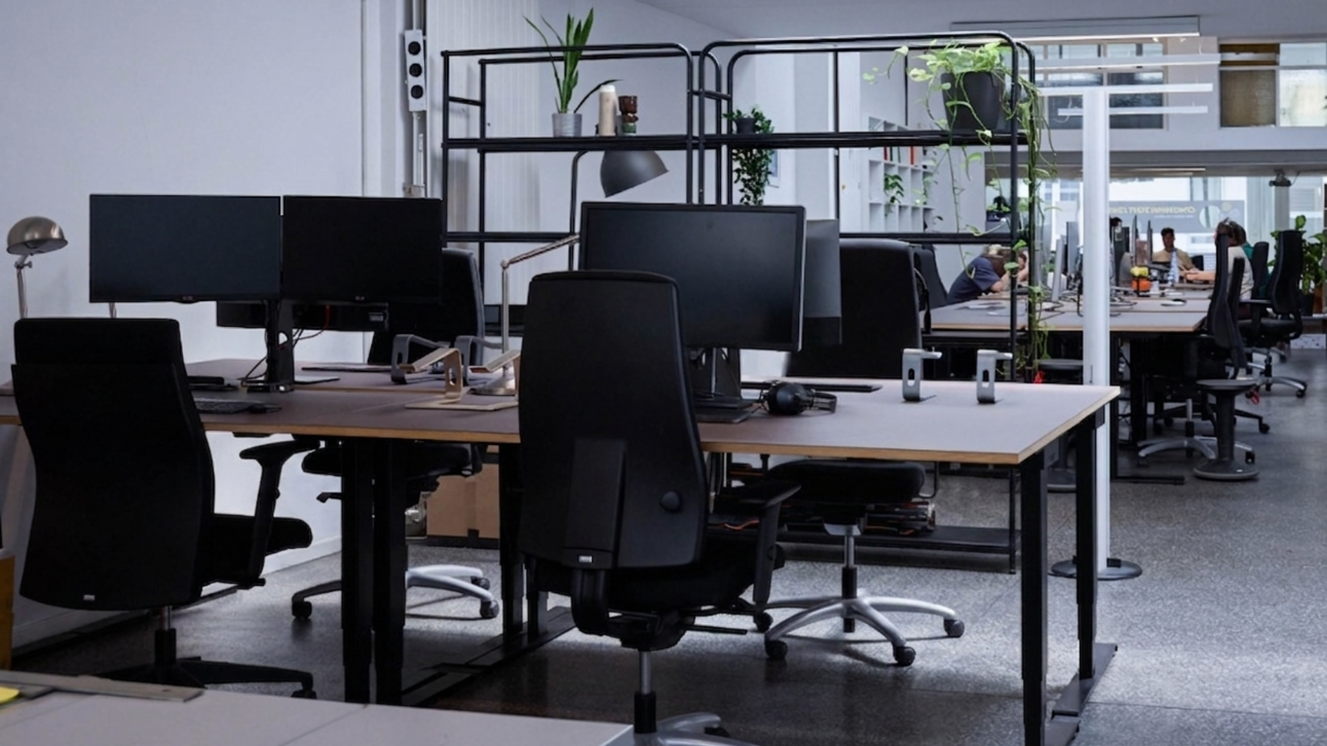 Coworking Space: Open Space Schreibtischgruppe - Coworking - Klüngelspace