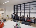 Coworking Space: Konferenztisch - mandel open space