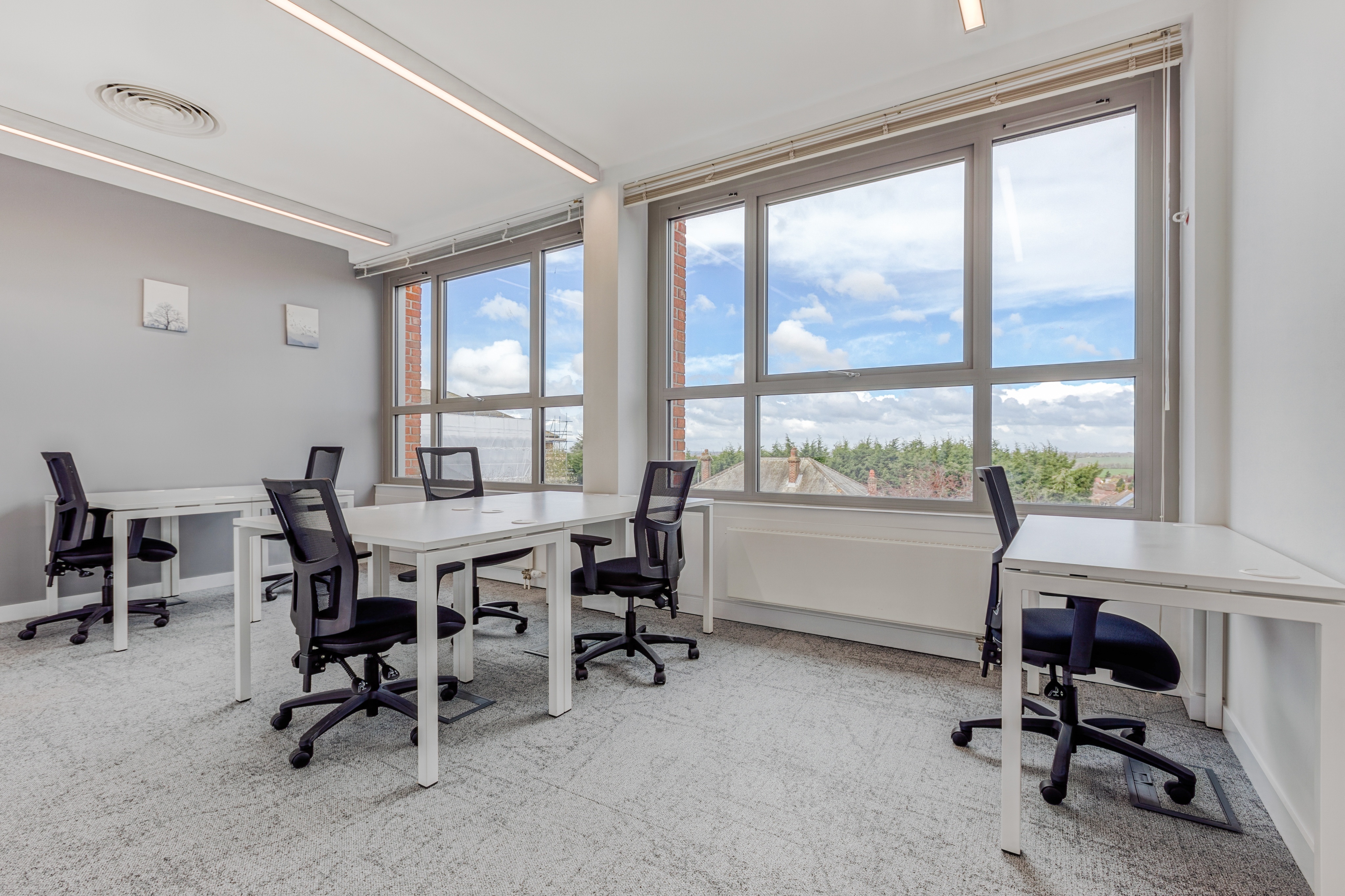 Coworking spaces - Typ: Bürogemeinschaft - Germany - All-inclusive-Zugang zu Arbeitsplätzen, virtuellen Büros und Besprechungsräumen in Regus Humanly Oberbilker Allee