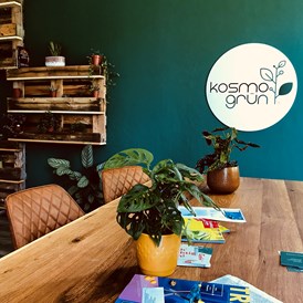 Coworking Space: Loungebereich - Kosmogrün - Zentrum für soziale Innovation und lokale Nachhaltigkeit