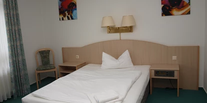 Coworking Spaces - Brandenburg Süd - eines der zahlreichen Standardzimmer - Haus Fläming