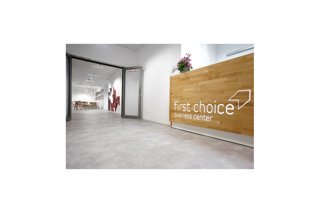 Coworking Space: Empfang und Durchgangsbereich - Topmoderne Arbeitsplätze im First Choice Business Center Wiesbaden
