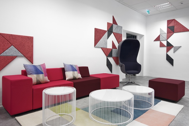 Coworking Spaces - Hessen - Lounge - Topmoderne Arbeitsplätze im First Choice Business Center Wiesbaden